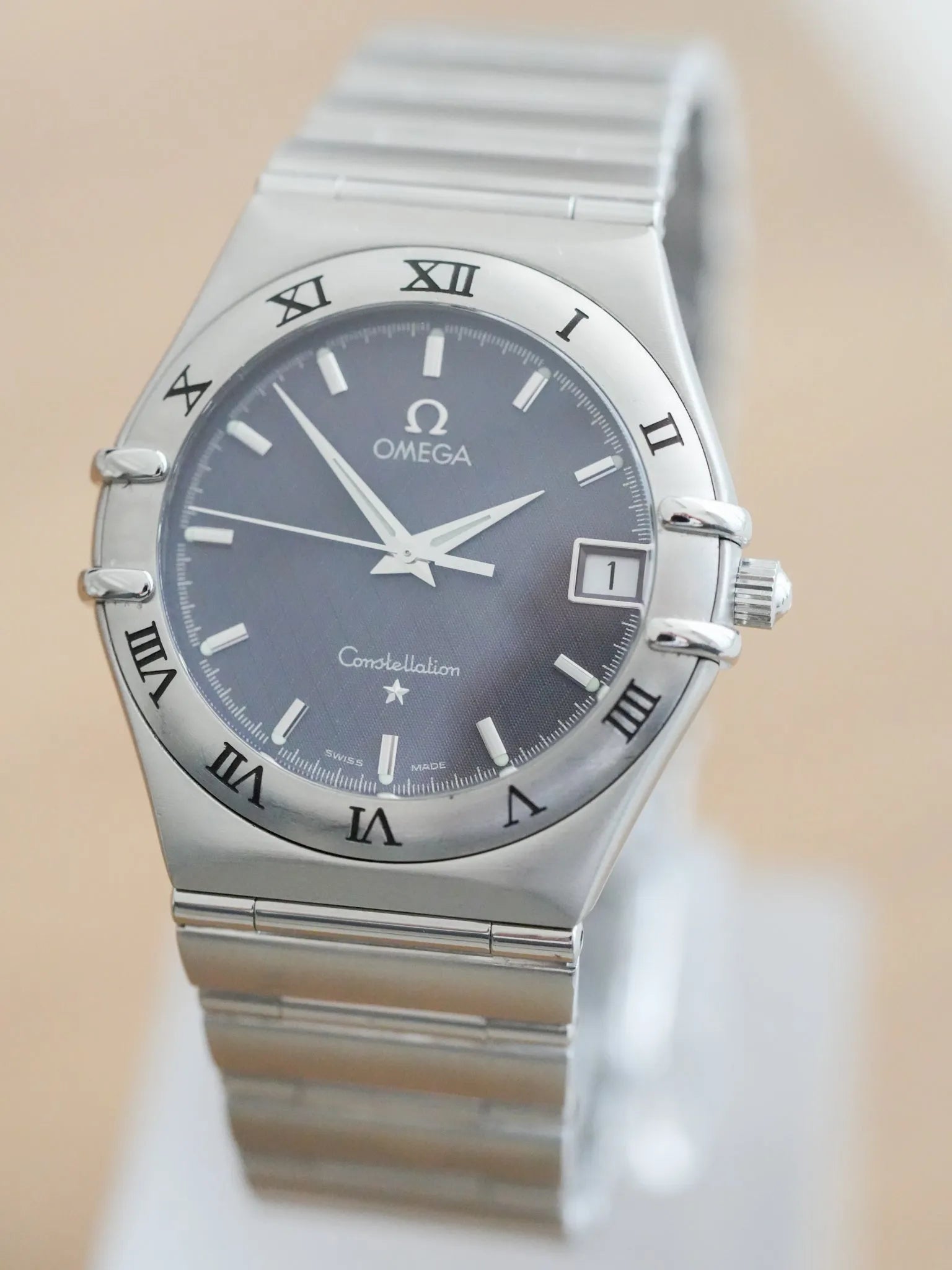 Omega - Constellation Manhattan 1512.40 Anthracite Nid d'abeille Acier - 1998 - Atelier Victor Paris - Vintage Watch Shop Dubai