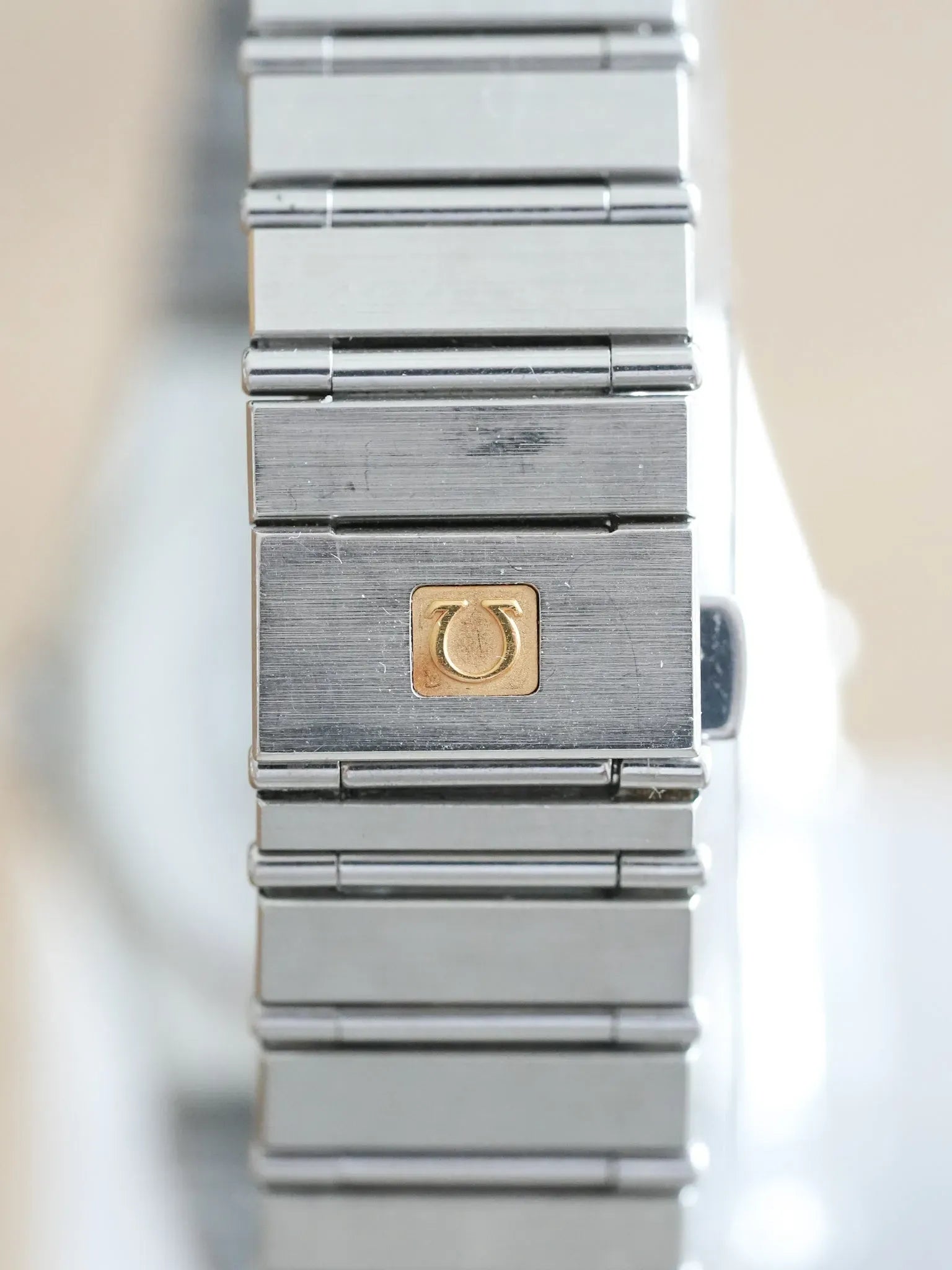 Omega - Constellation Manhattan Acier Aiguilles Bleues - 1990s - Atelier Victor