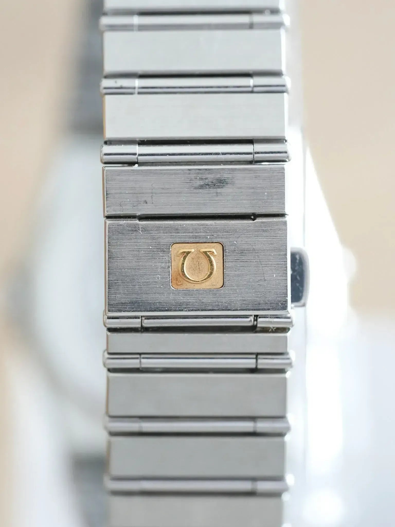 Omega - Constellation Manhattan Acier Aiguilles Bleues - 1990s - Atelier Victor
