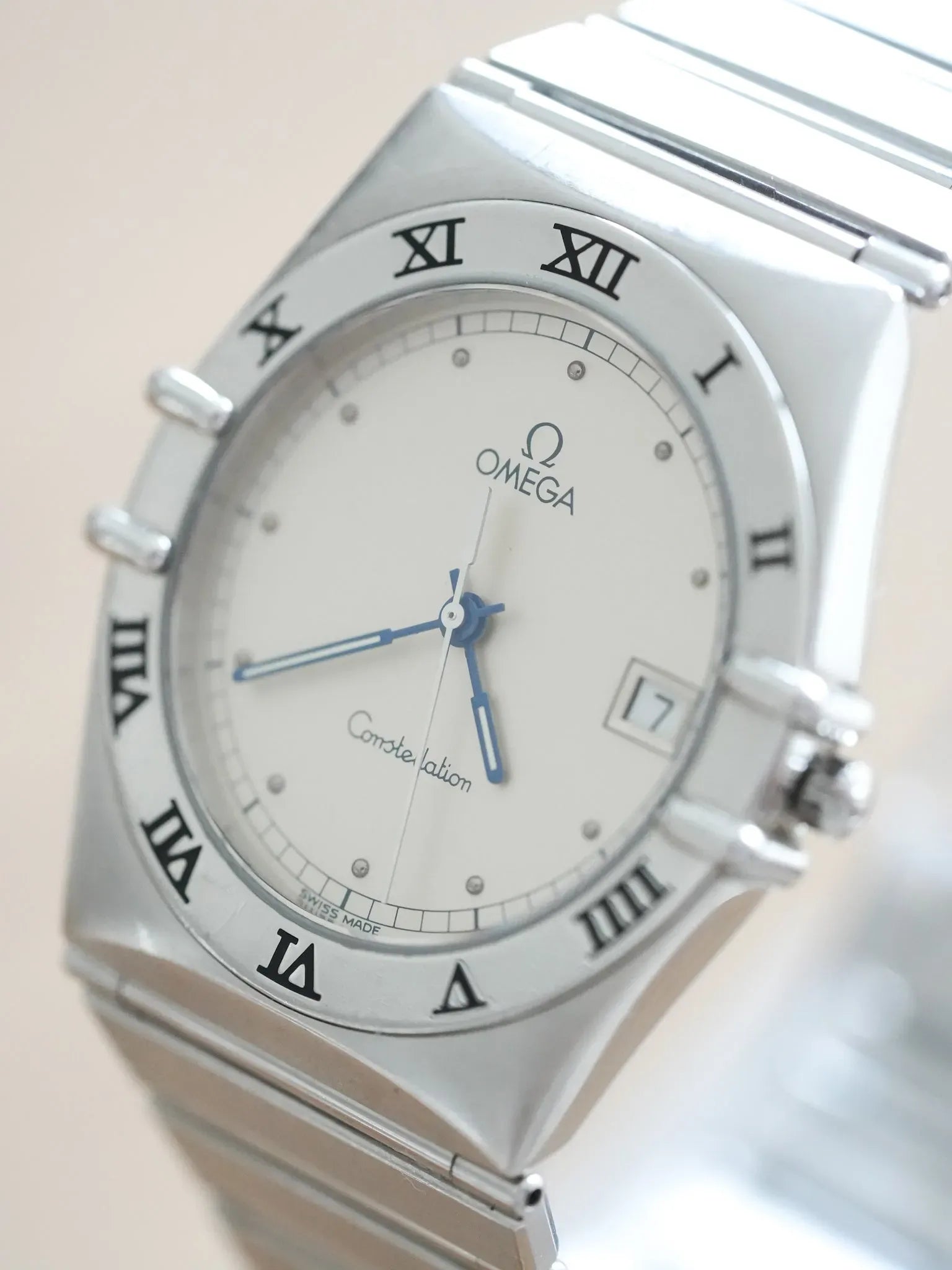 Omega - Constellation Manhattan Acier Aiguilles Bleues - 1990s - Atelier Victor