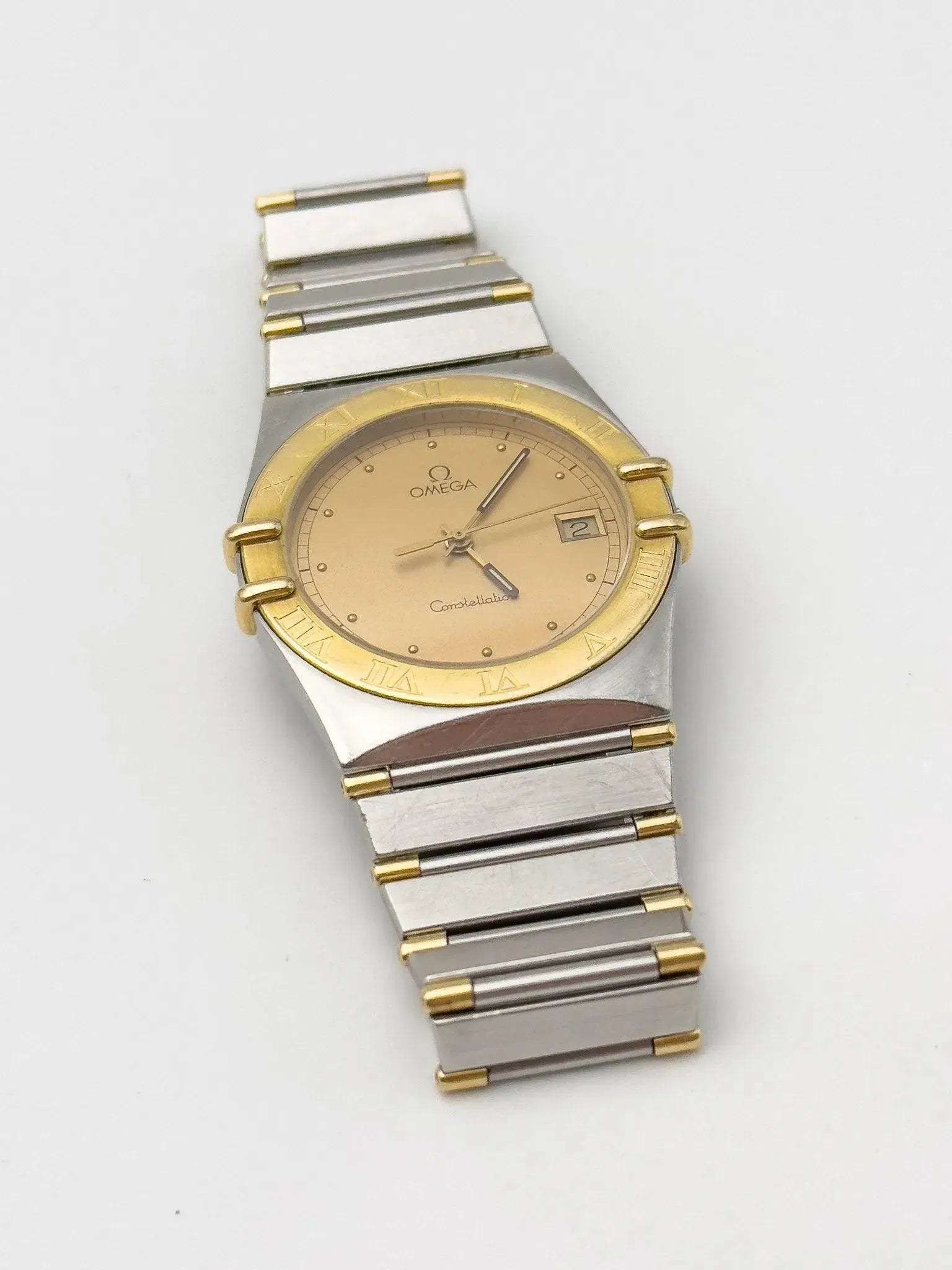 Omega - Constellation Manhattan Acier & Or 18k Date Cadran Or - 1990s - Atelier Victor - Vintage Shop