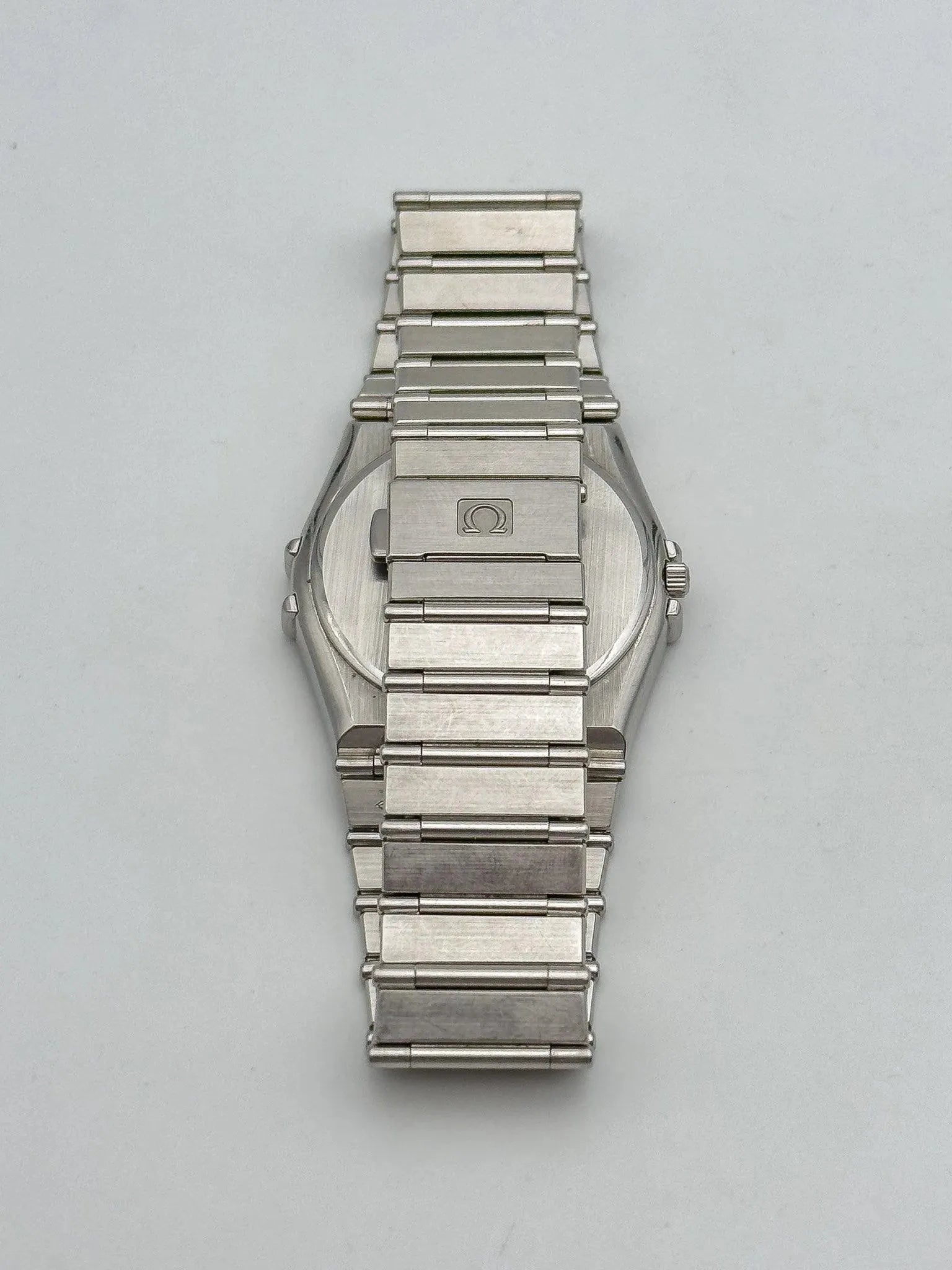 Omega - Constellation Manhattan Daydate Cadran noir - 1990s - Atelier Victor - Vintage Shop