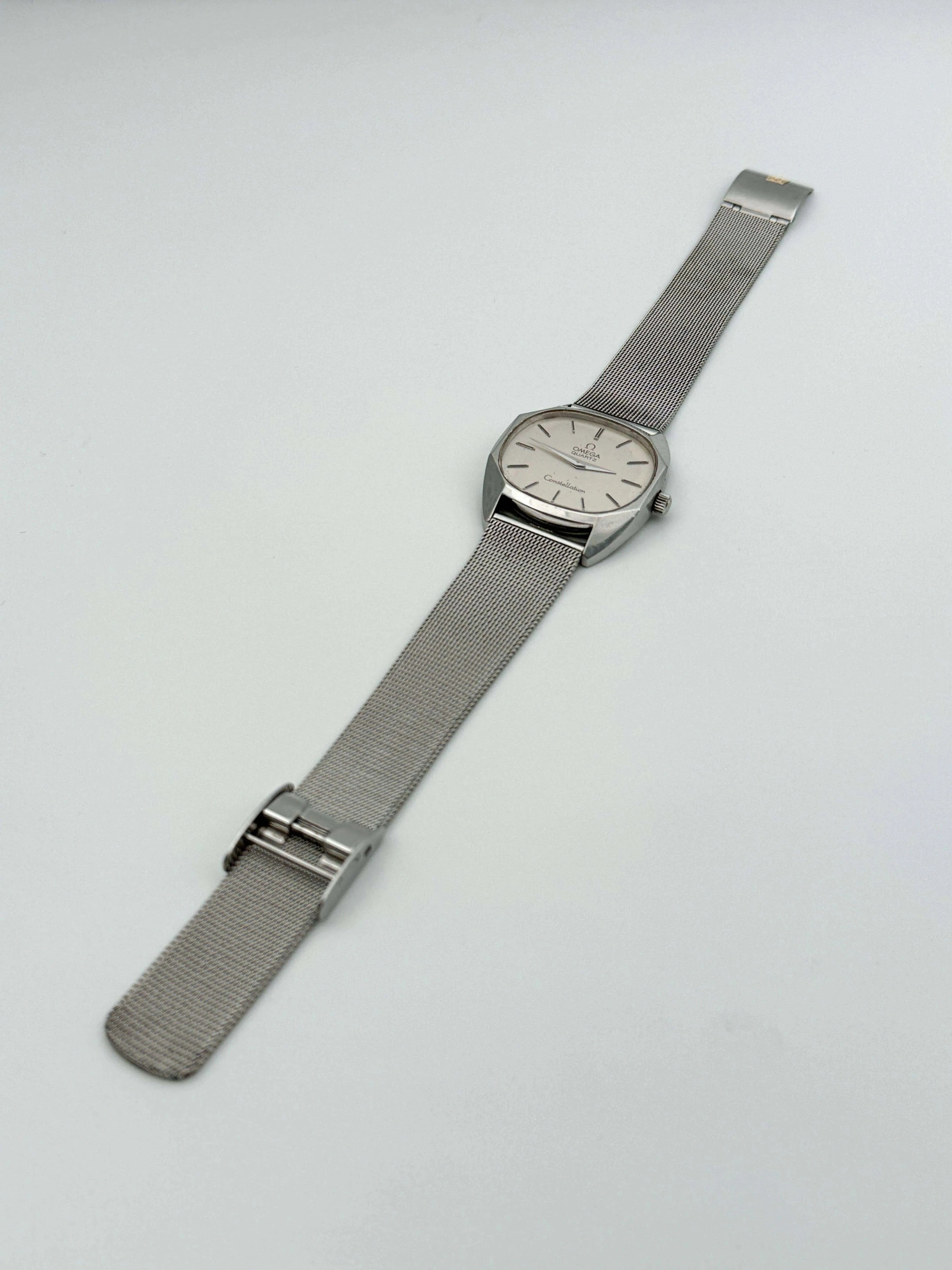 Omega - Constellation Milanaise - 1975 - Atelier Victor Paris - Vintage Watch Shop Dubai