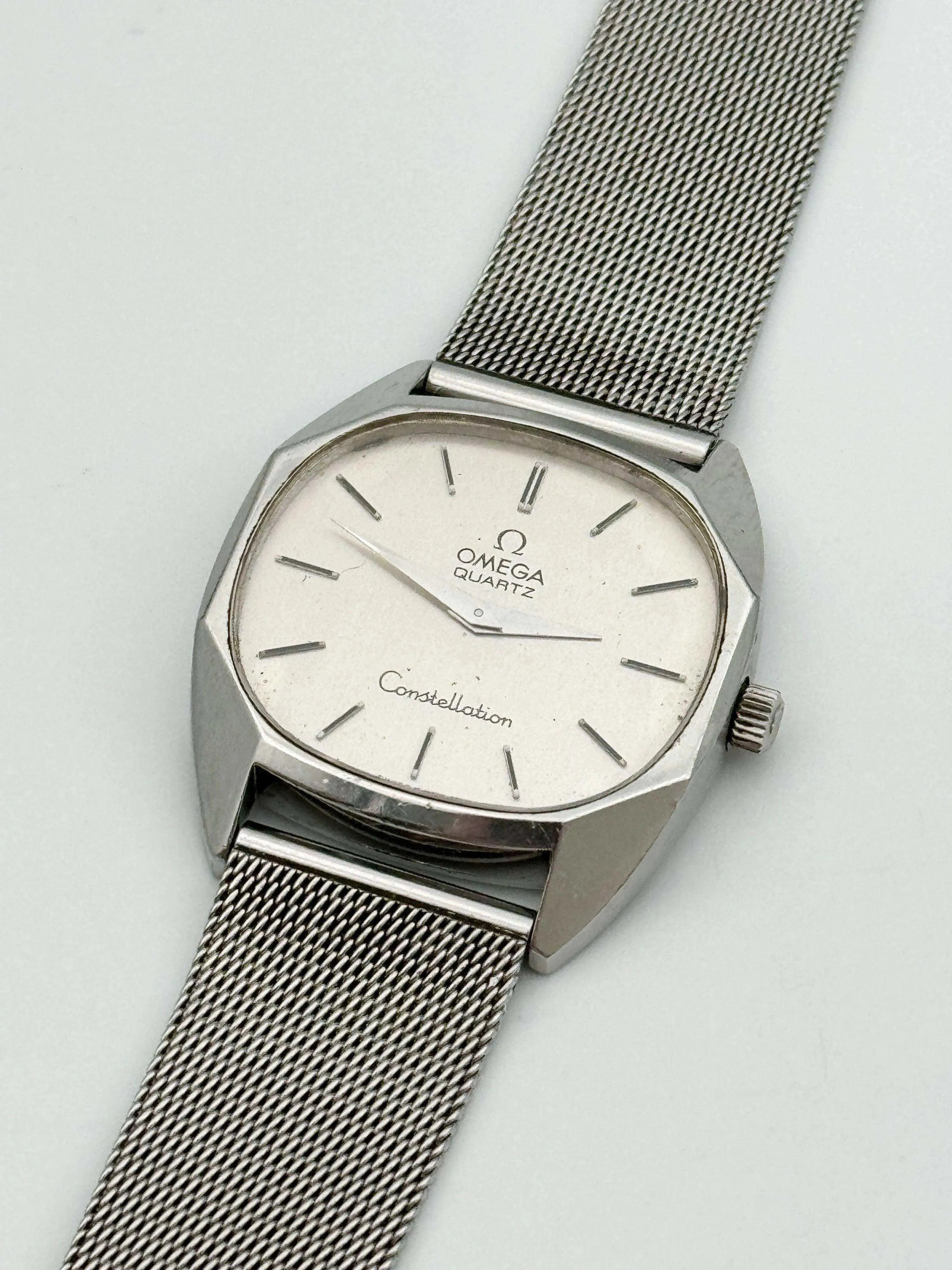 Omega - Constellation Milanaise - 1975 - Atelier Victor Paris - Vintage Watch Shop Dubai