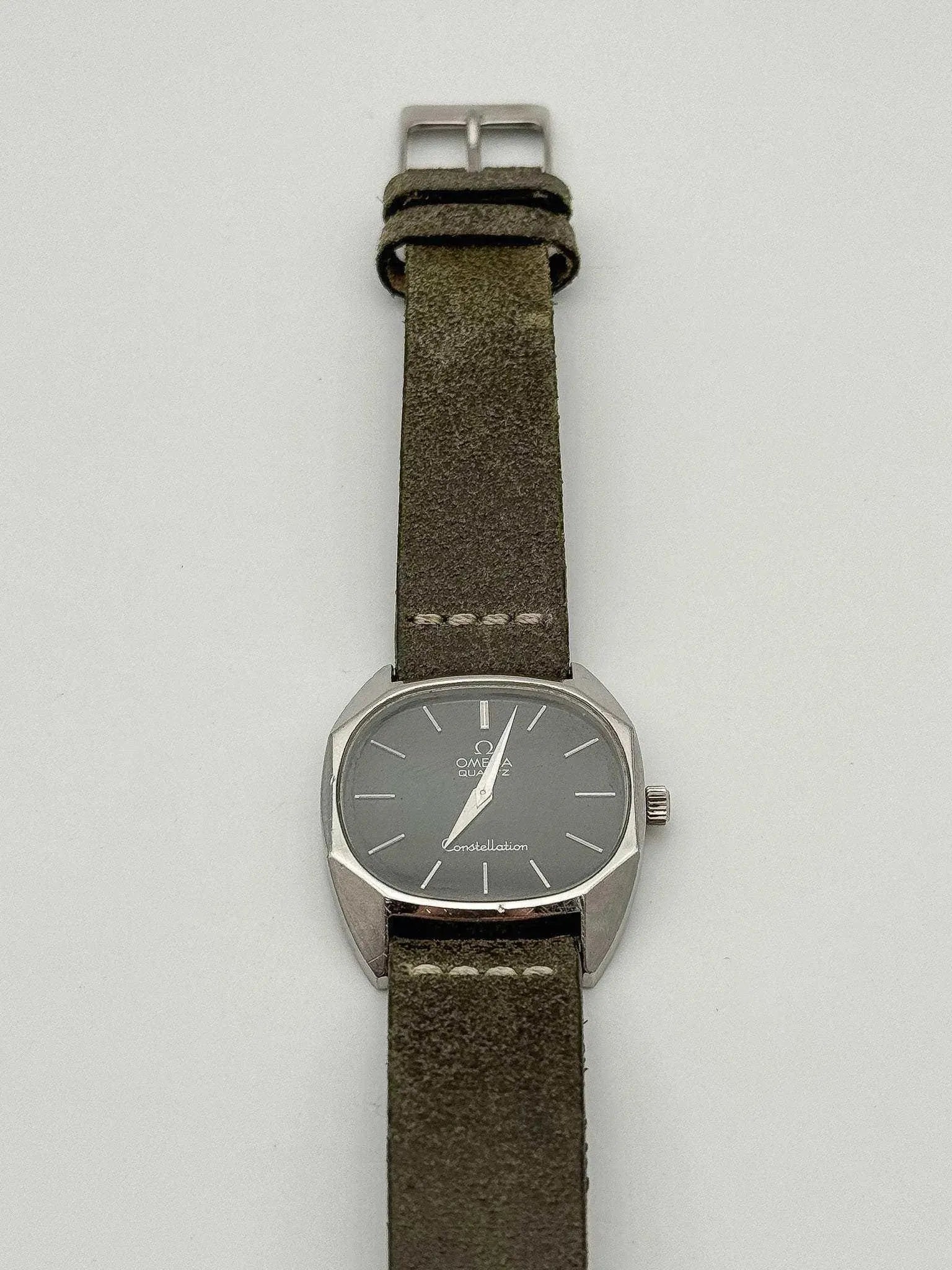 Omega - Constellation Octogonale Noir - 1970s - Atelier Victor - Vintage Shop