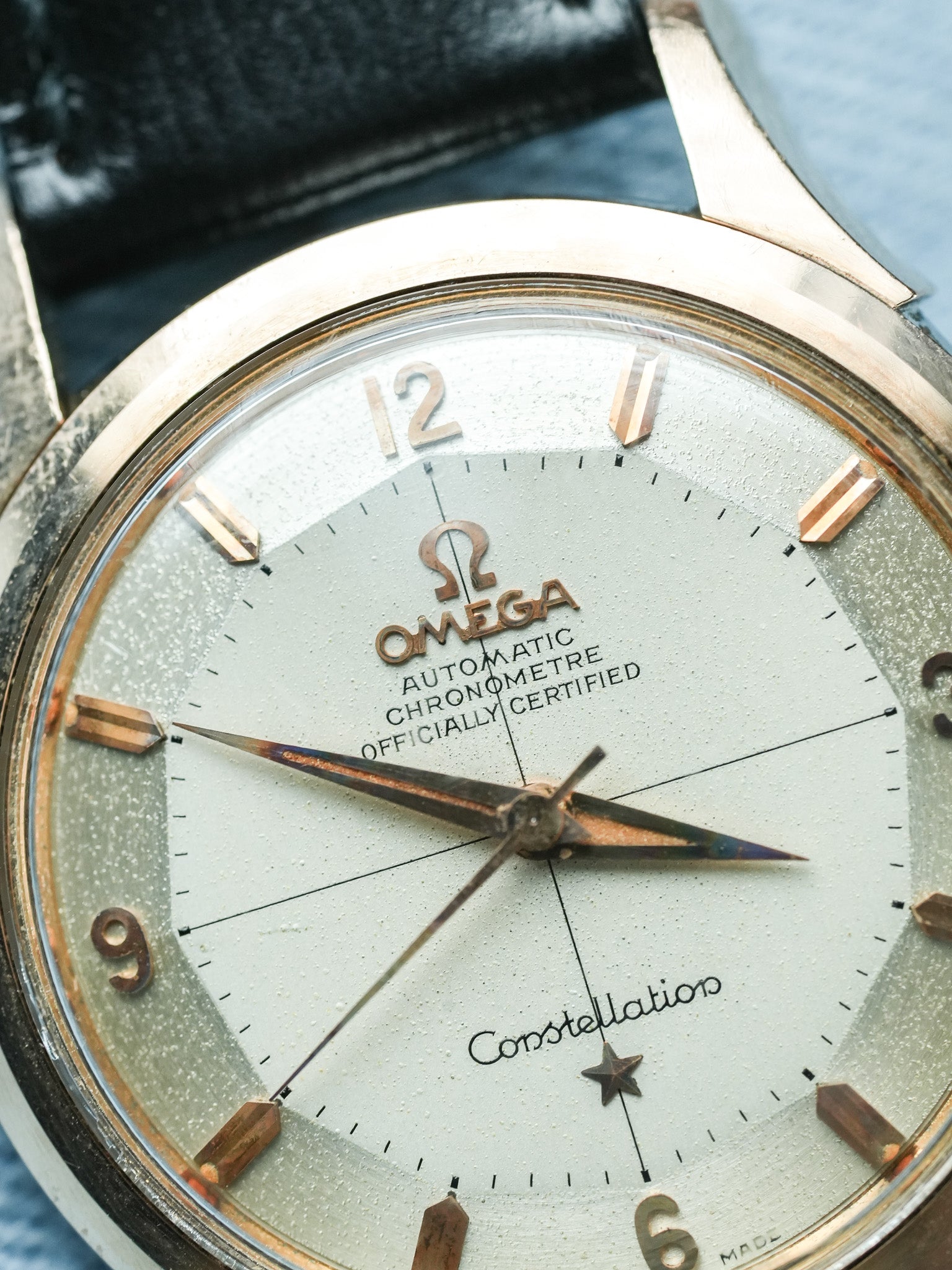 Omega - Constellation Pie Pan 2852 Crosshair Acier Or rose - 1958 - Atelier Victor - Vintage Watch Shop