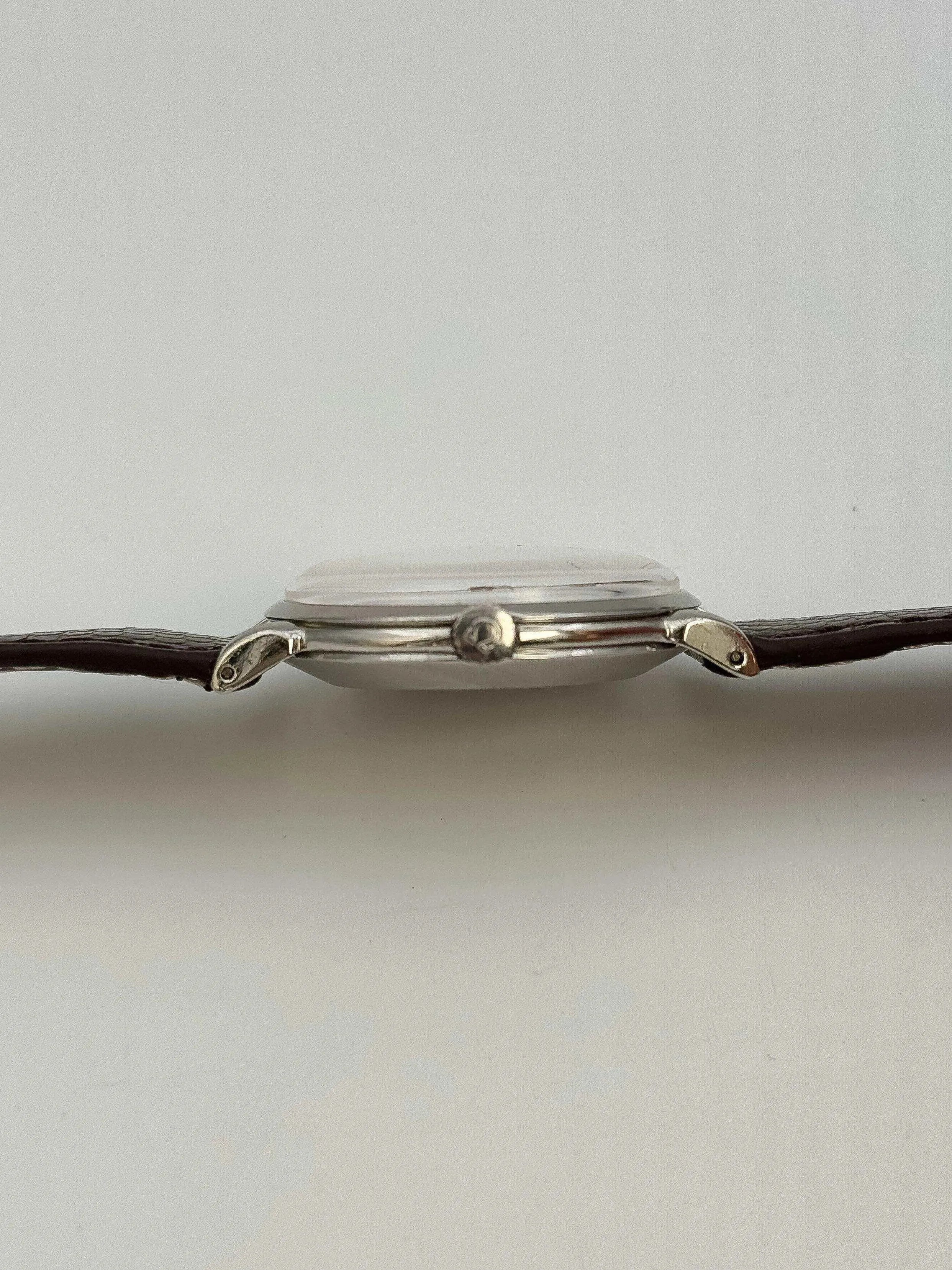 Omega - Crosshair Tear Lugs Bumper - 1950 - Atelier Victor Paris - Vintage Watch Shop Dubai