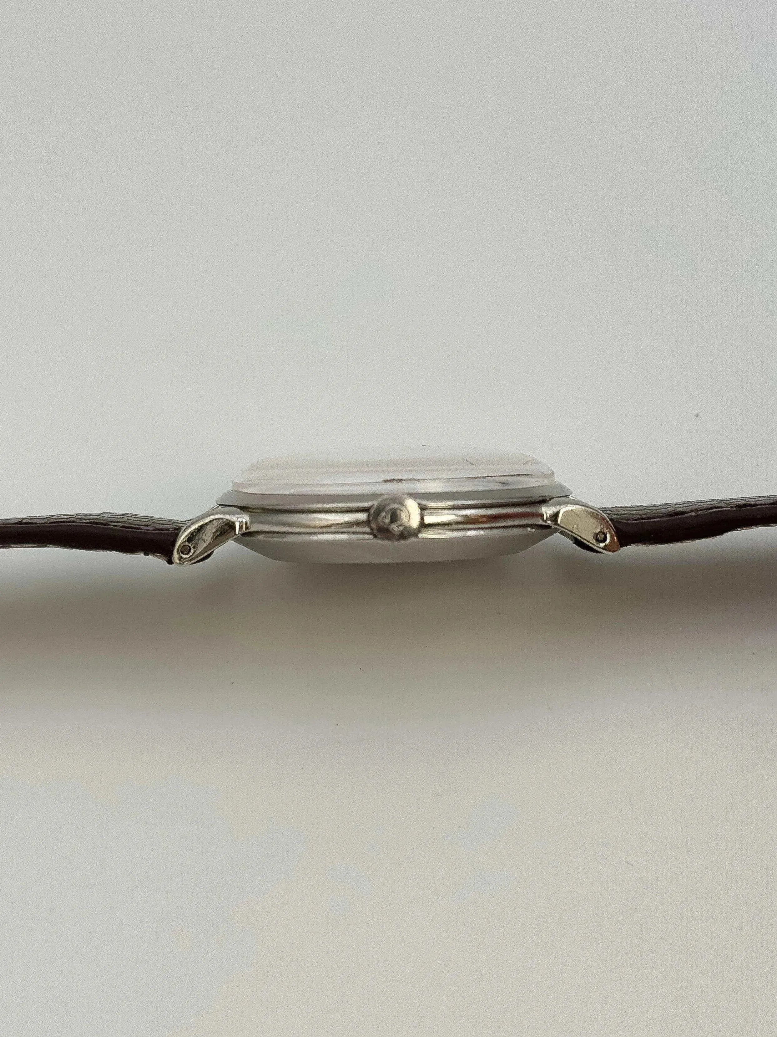 Omega - Crosshair Tear Lugs Bumper - 1950 - Atelier Victor - Vintage Shop