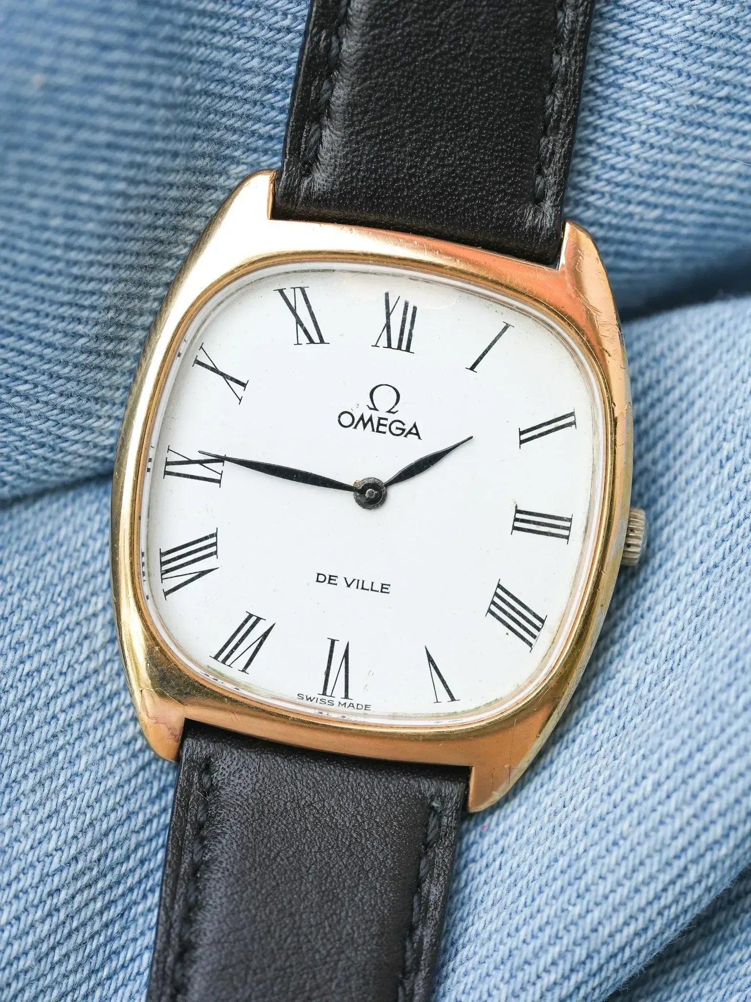 Omega - De Ville 111.0139 Tonneau Plaqué or cadran blanc romain - 1977 - Atelier Victor