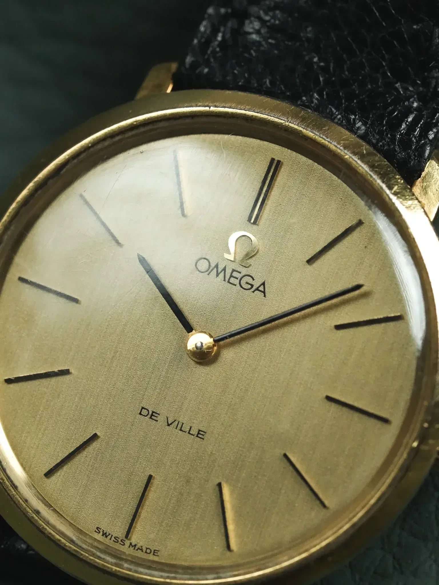 Omega - De Ville 111.077 montre habillée Ronde Plaqué or - 1970 - Atelier Victor