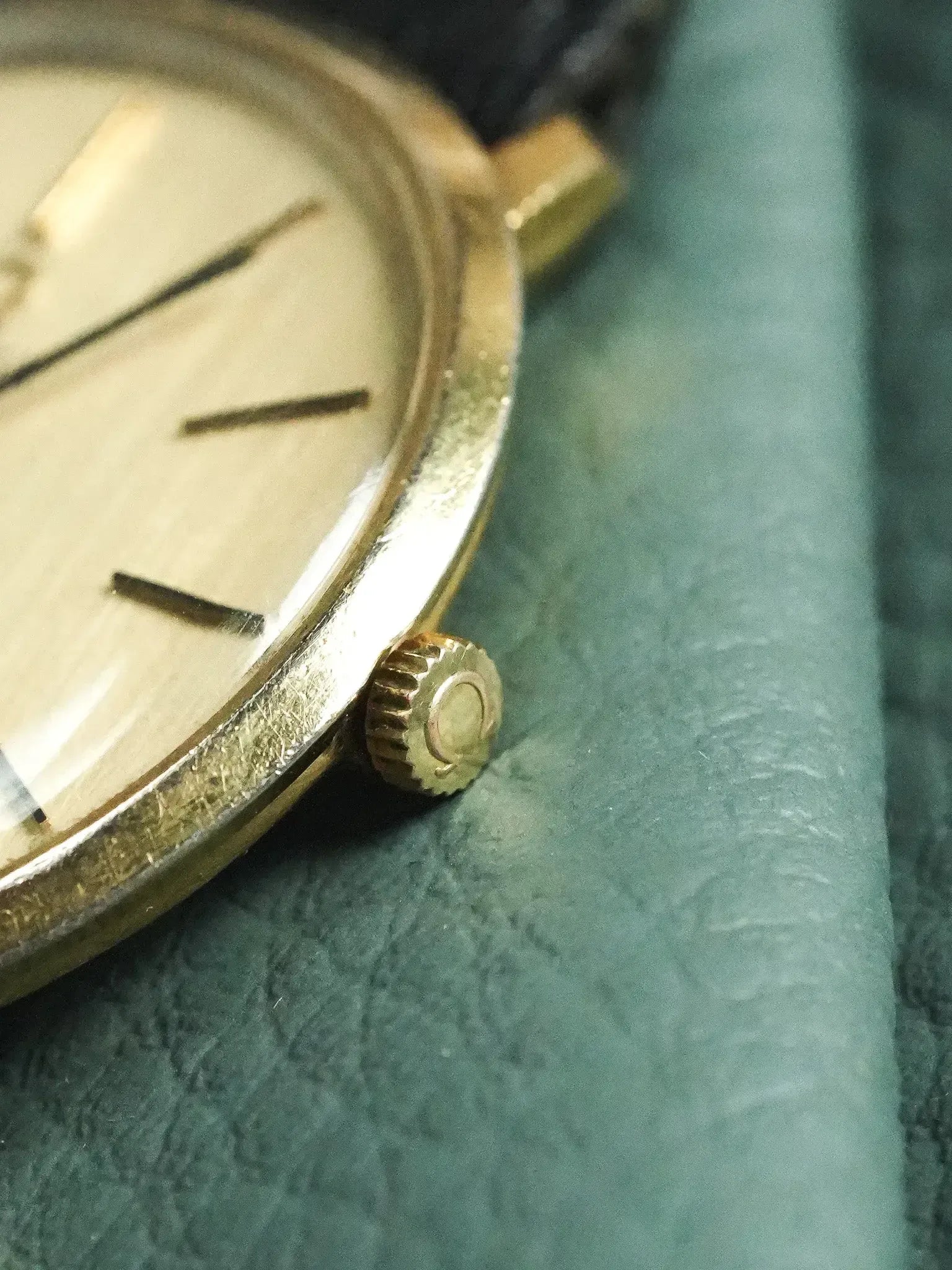 Omega - De Ville 111.077 montre habillée Ronde Plaqué or - 1970 - Atelier Victor