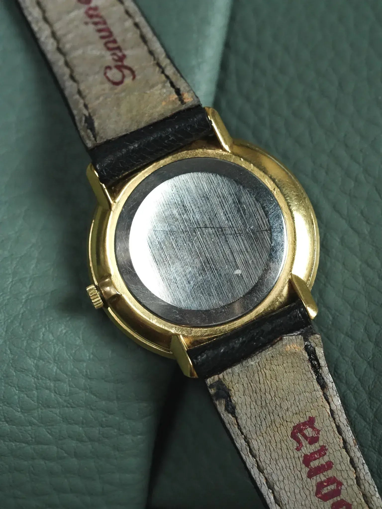 Omega - De Ville 111.077 montre habillée Ronde Plaqué or - 1970 - Atelier Victor