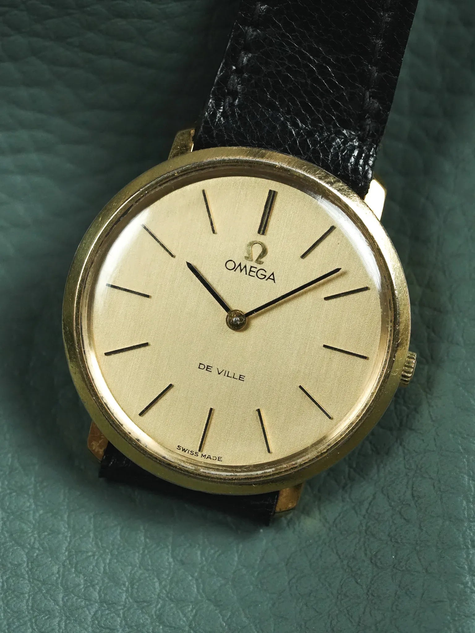 Omega - De Ville 111.077 montre habillée Ronde Plaqué or - 1970 - Atelier Victor - Vintage Shop