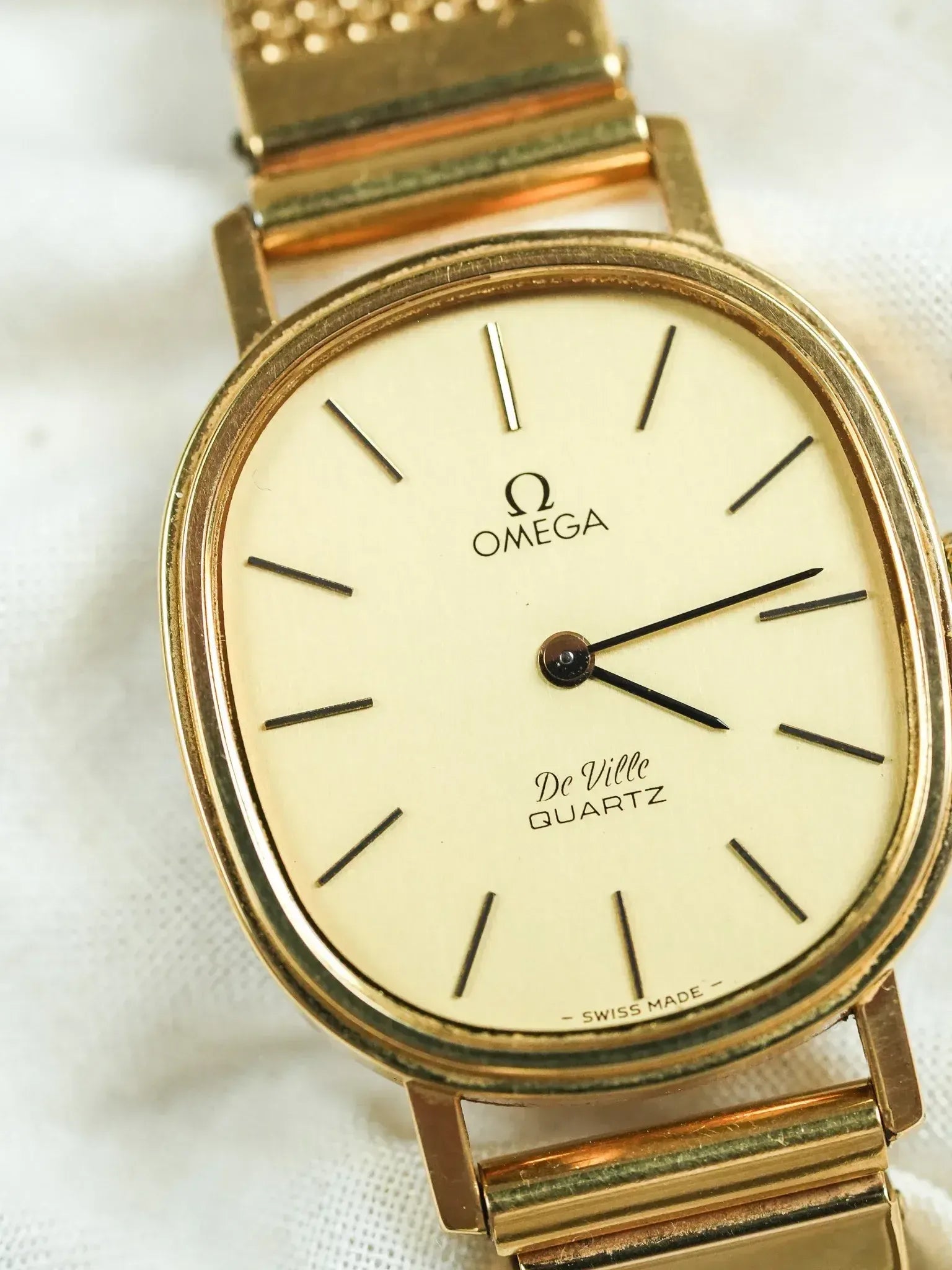 Omega - De Ville 191.0046 Tonneau plaqué or bracelet maille - 1978 - Atelier Victor