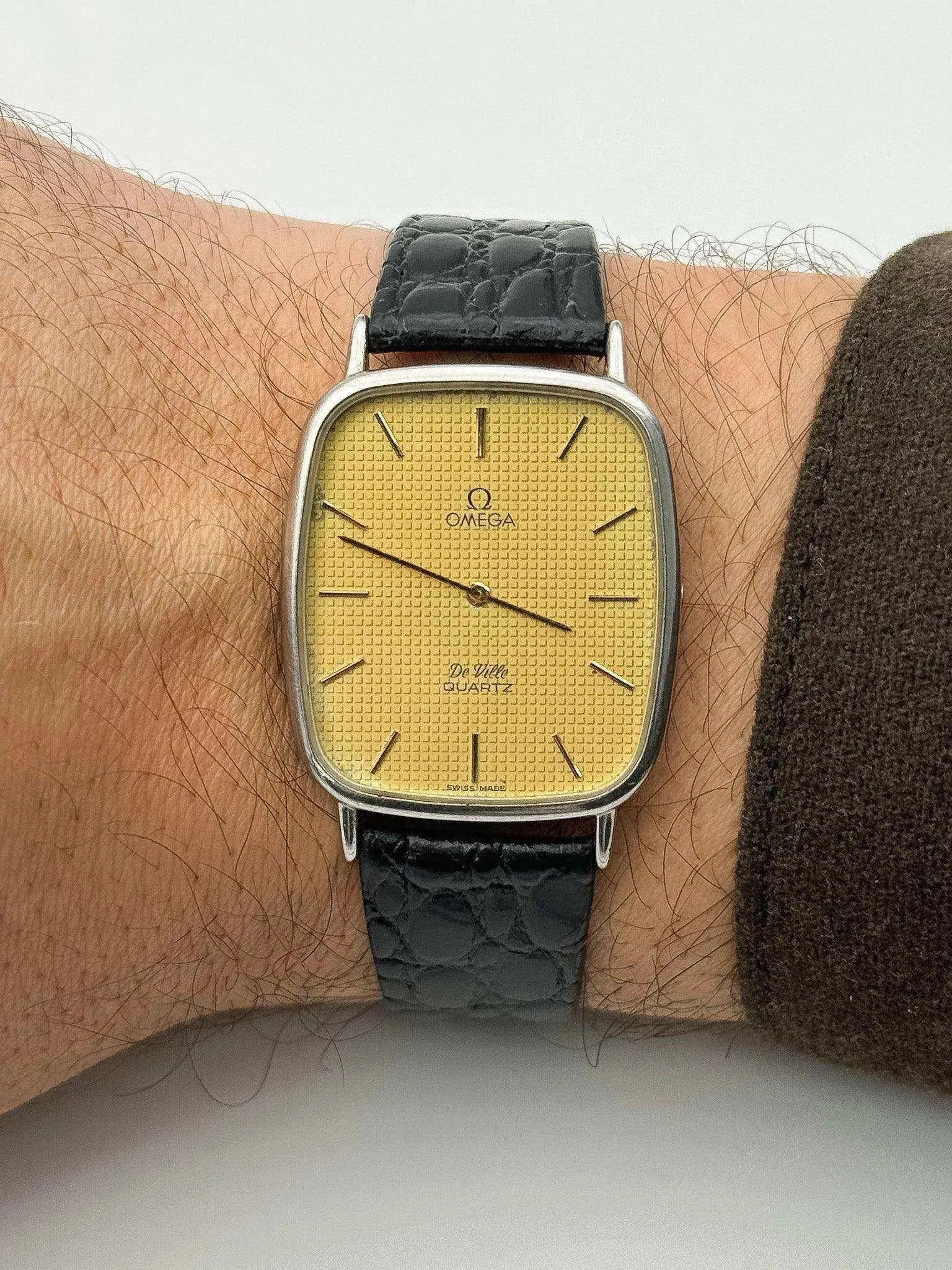 Omega - De Ville Acier Tapisserie - 1978 - Atelier Victor Paris - Vintage Watch Shop Dubai