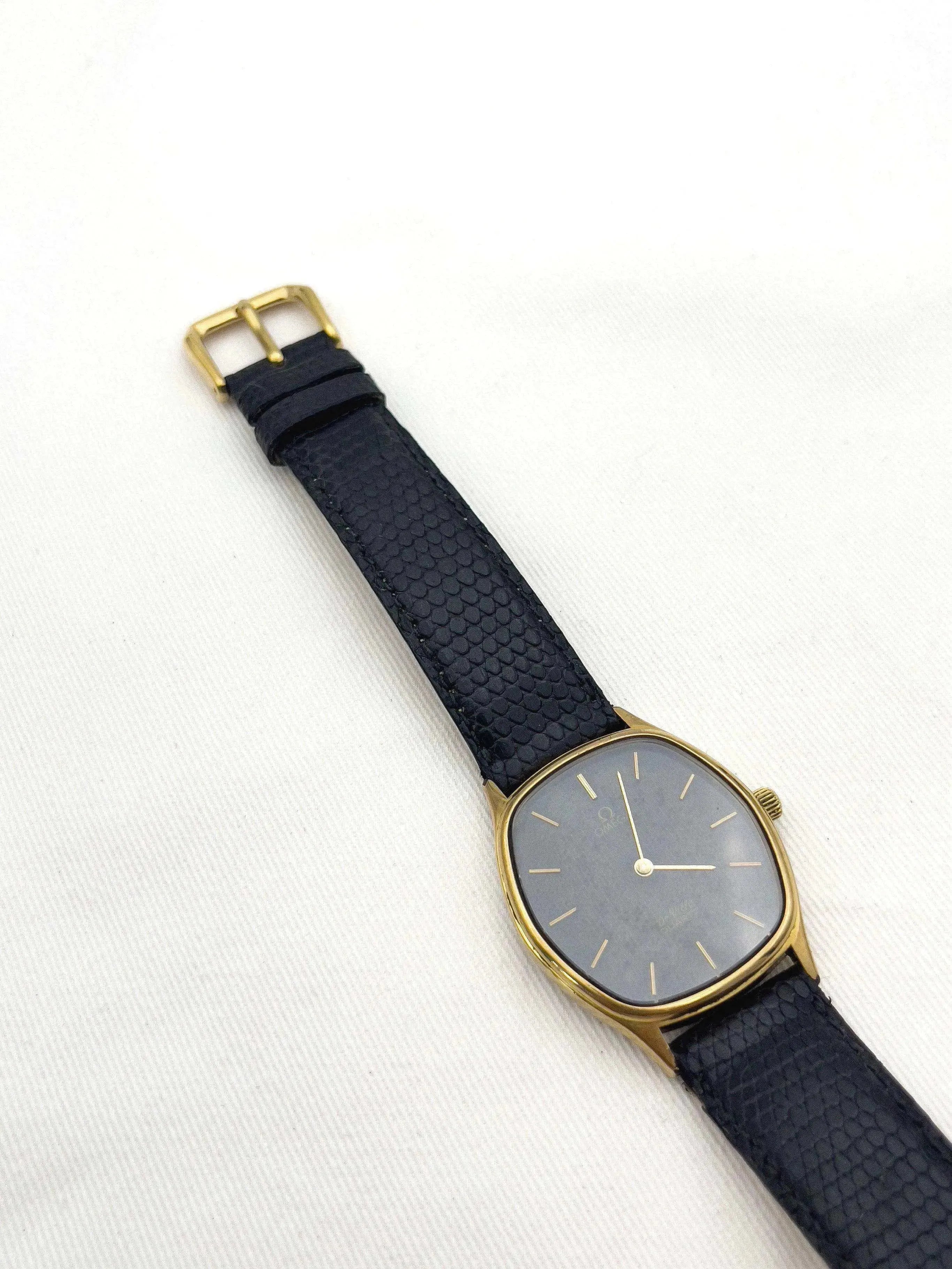 Omega - De Ville Black Patine Dial / Gold - 1979 - Atelier Victor Paris - Vintage Watch Shop Dubai