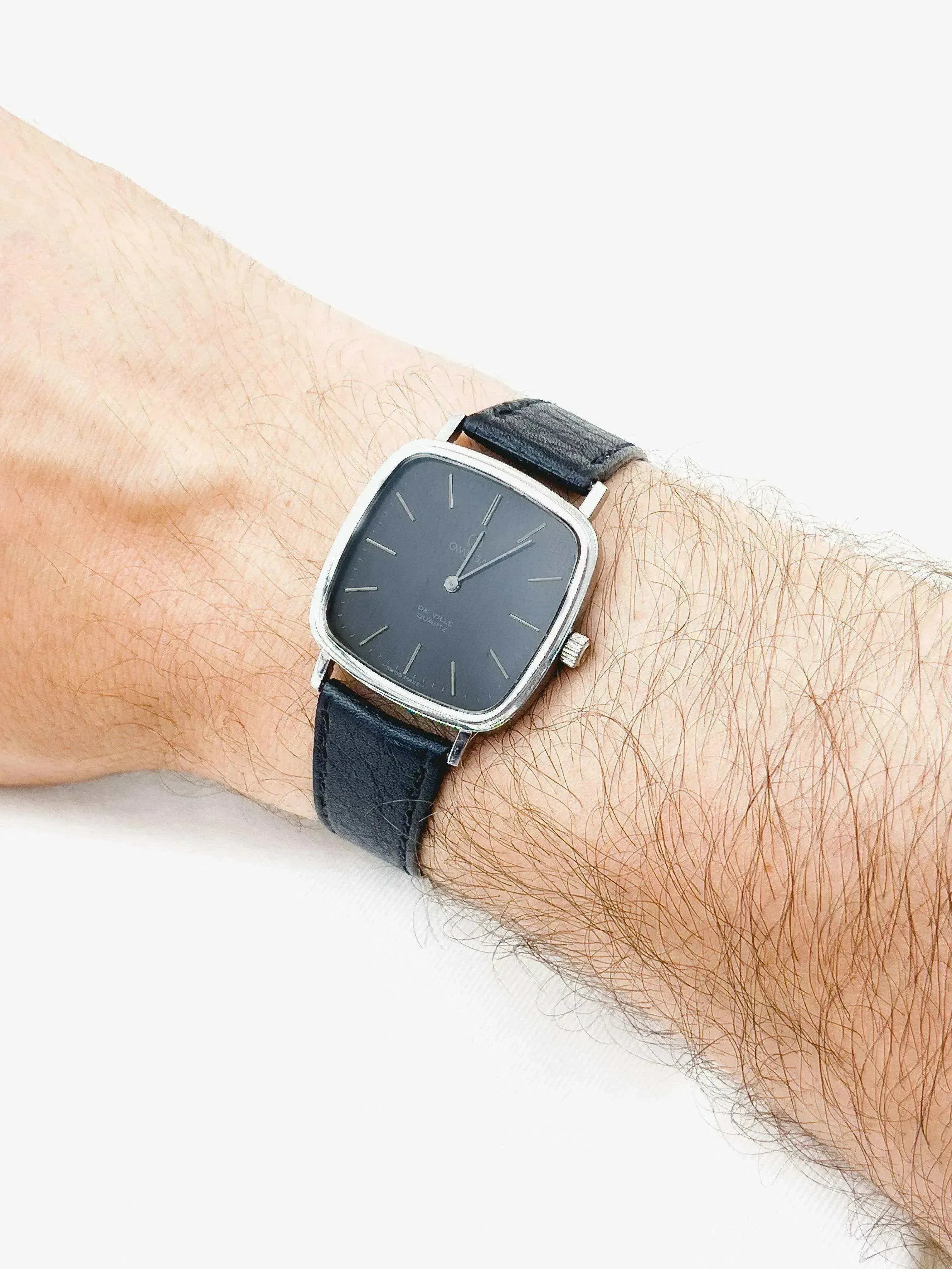 Omega - De Ville Carré acier noir - 1978 - Atelier Victor