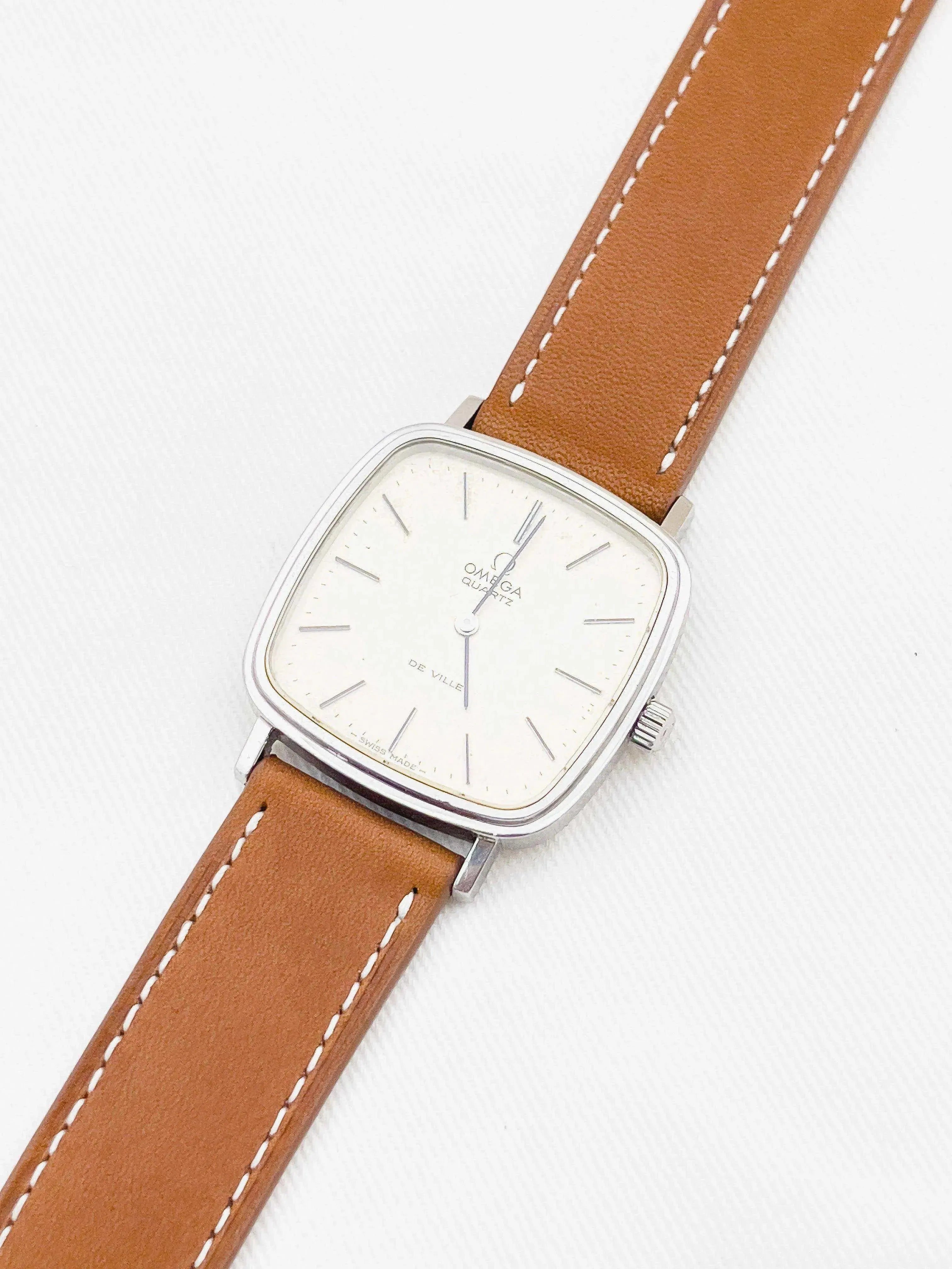 Omega - De Ville Champagne Patiné - 1978 - Atelier Victor Paris - Vintage Watch Shop Dubai