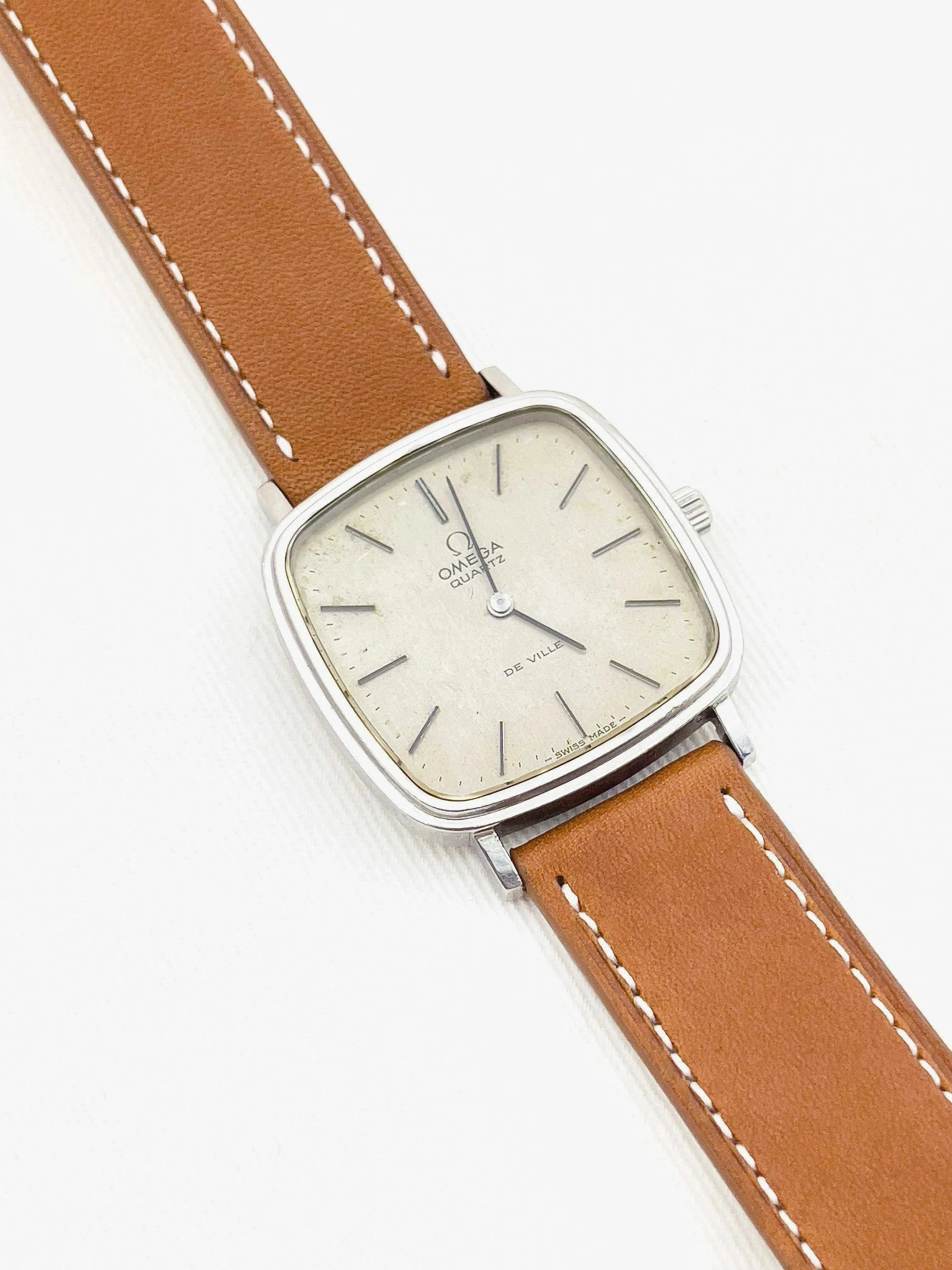 Omega - De Ville Champagne Patiné - 1978 - Atelier Victor - Vintage Shop