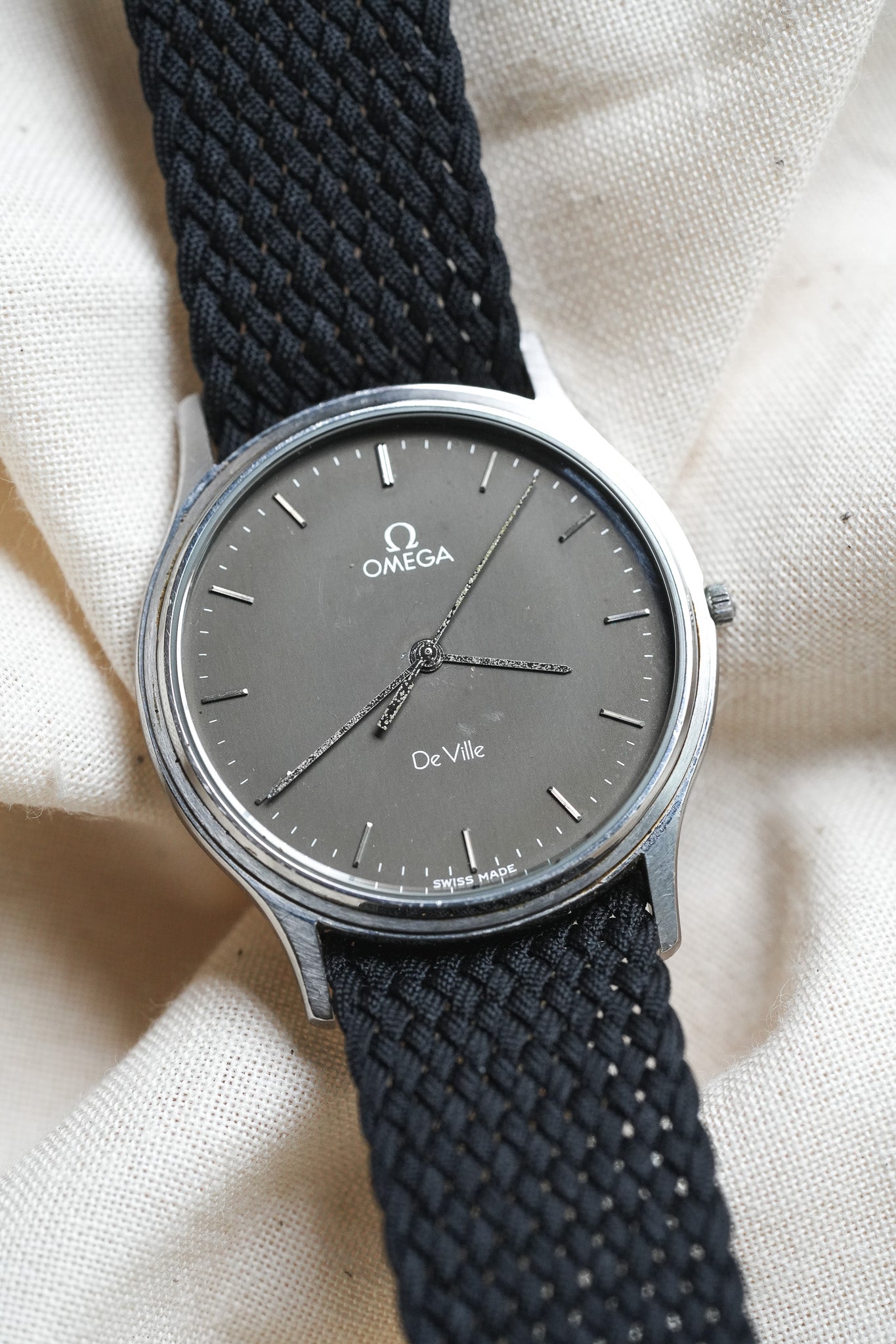 Omega - De Ville Dress Watch Anthracite - 1982 - Atelier Victor - Vintage Shop