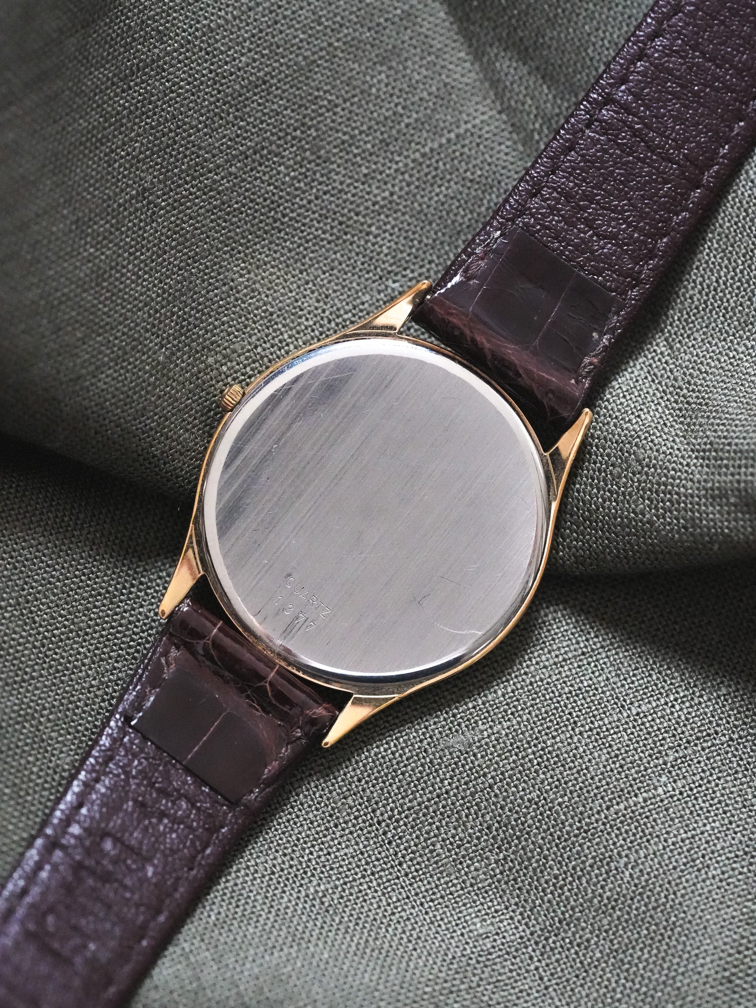 Omega - De Ville Dress Watch Clous de Paris - 1982 - Atelier Victor - Vintage Shop