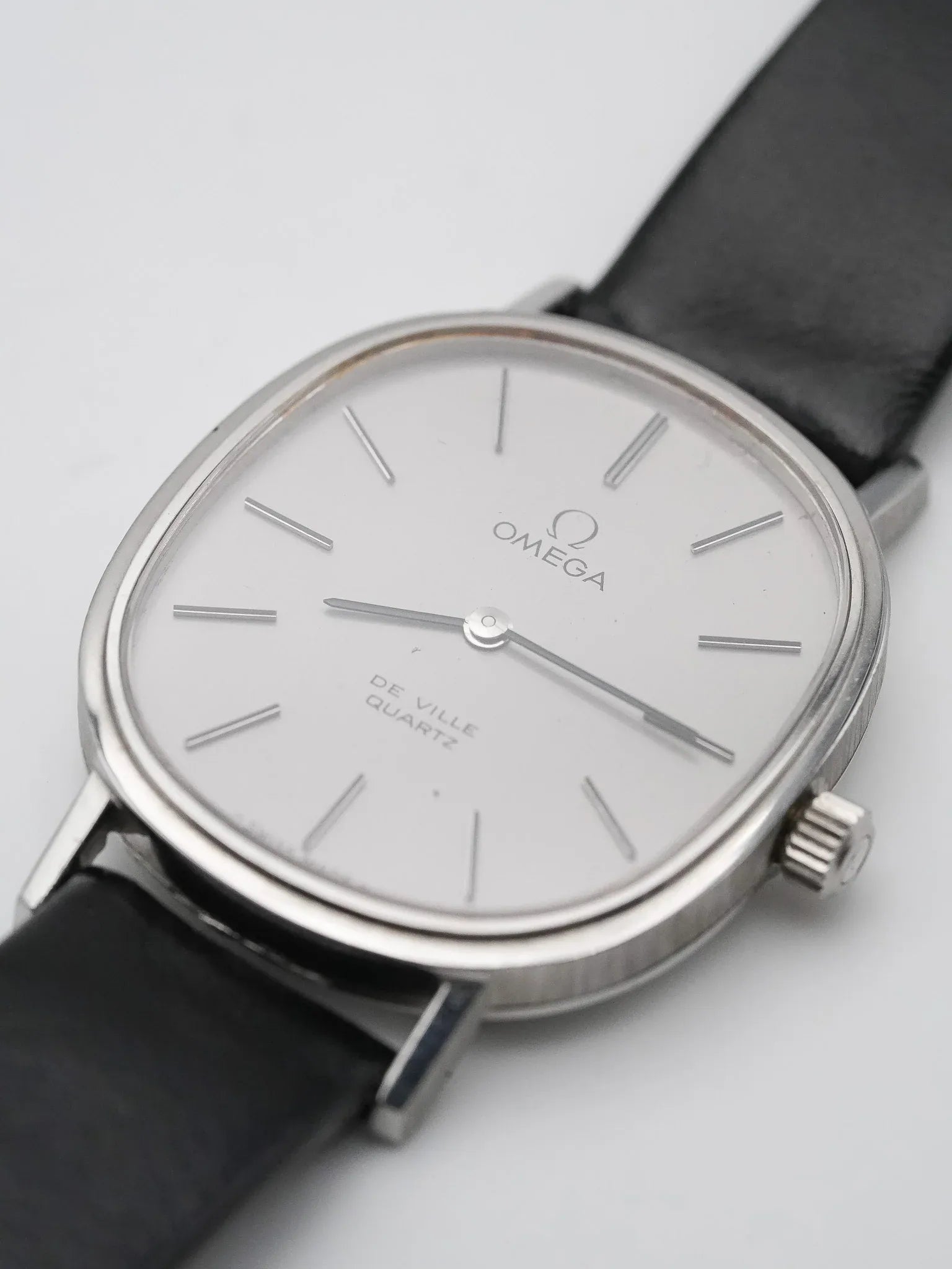 Omega - De Ville Ellipse Acier - 1977 - Atelier Victor - Vintage Shop