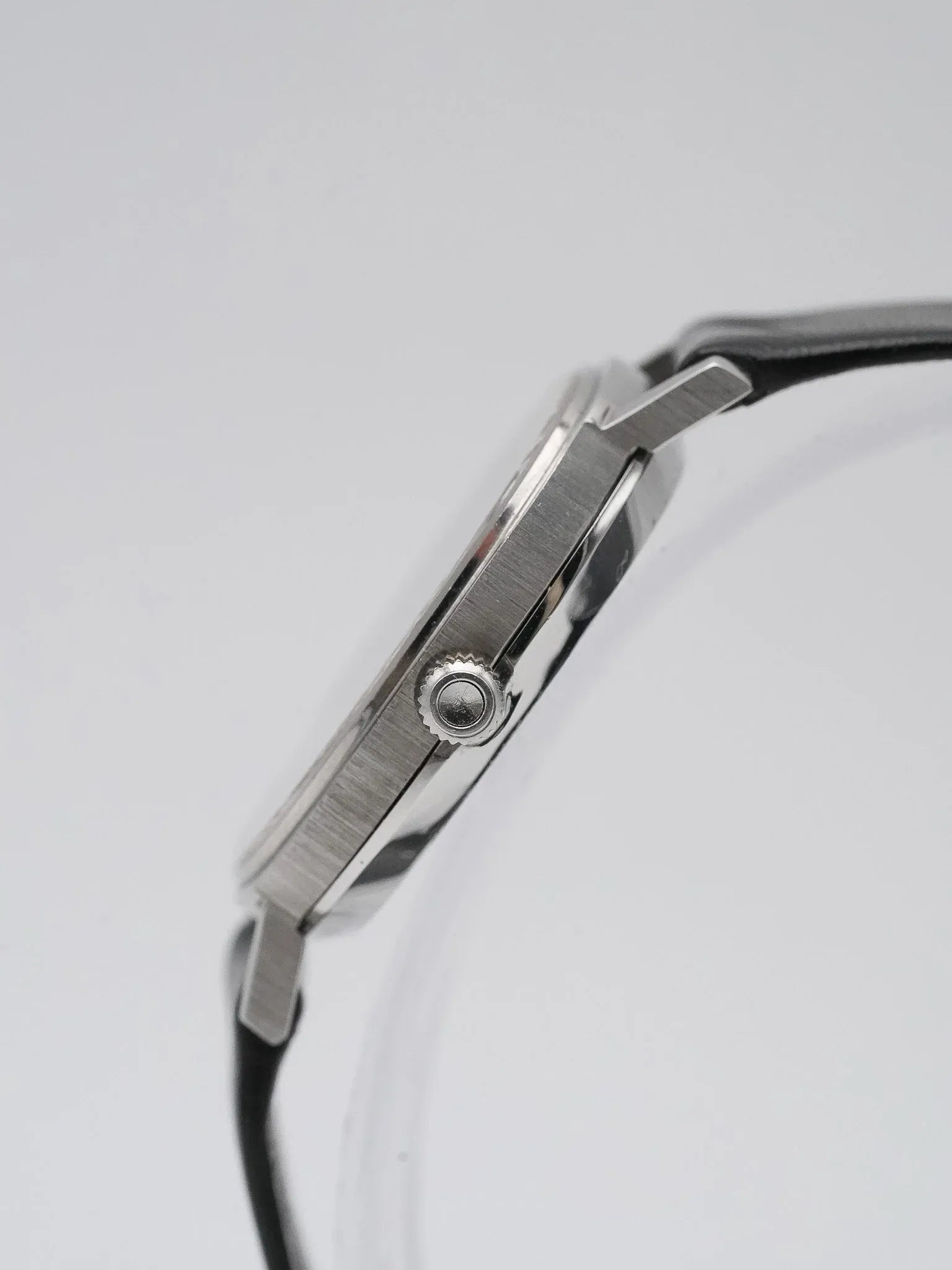 Omega - De Ville Ellipse Acier - 1977 - Atelier Victor - Vintage Shop