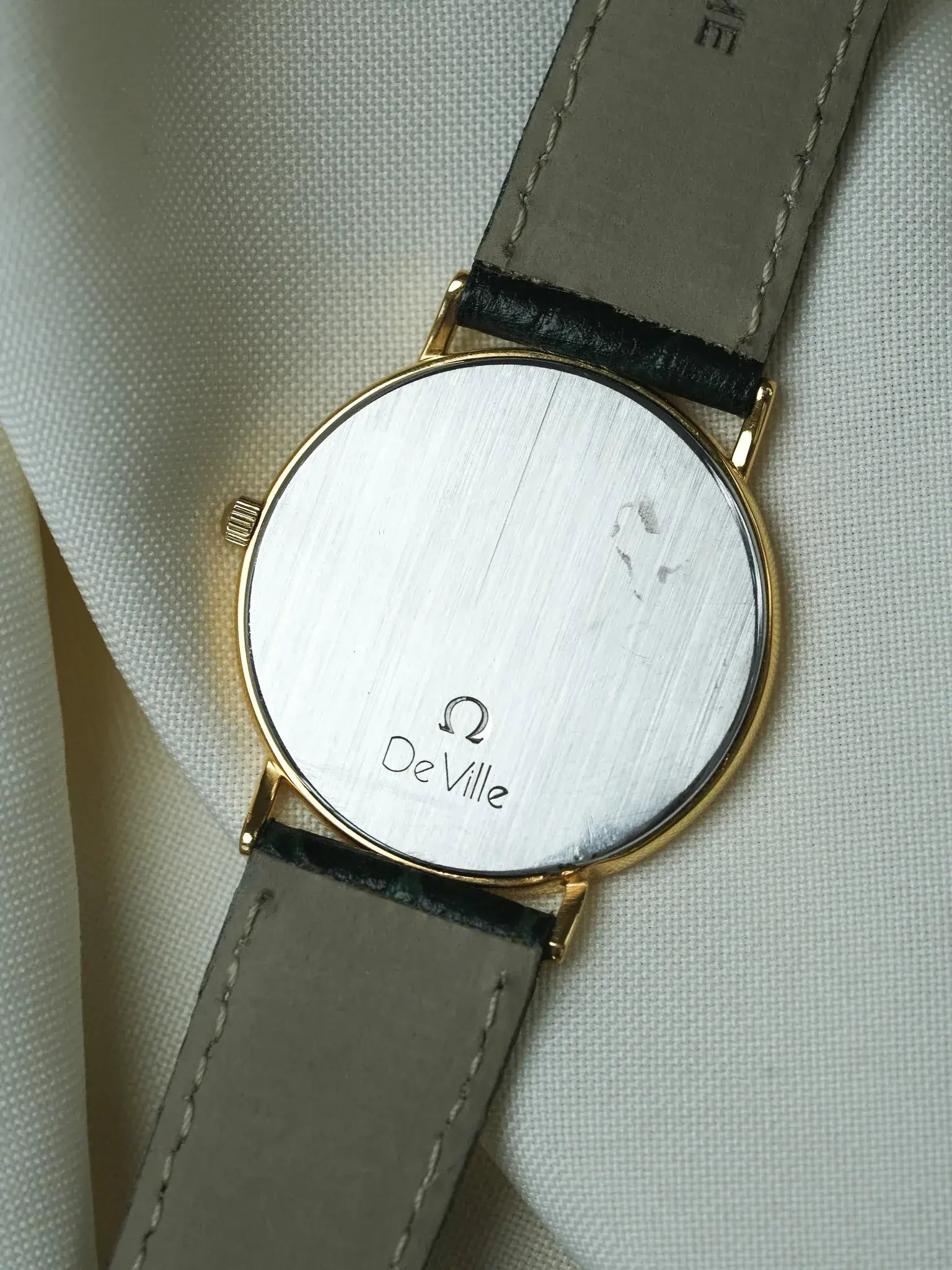 Omega - De Ville zusätzliche Platte Vergoldet mit Tapisserie-Zifferblatt - 1980s