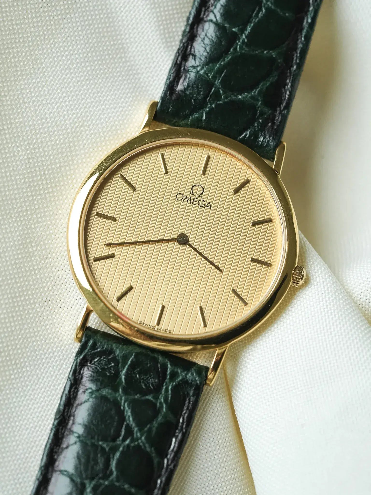 Omega - De Ville zusätzliche Platte Vergoldet mit Tapisserie-Zifferblatt - 1980s