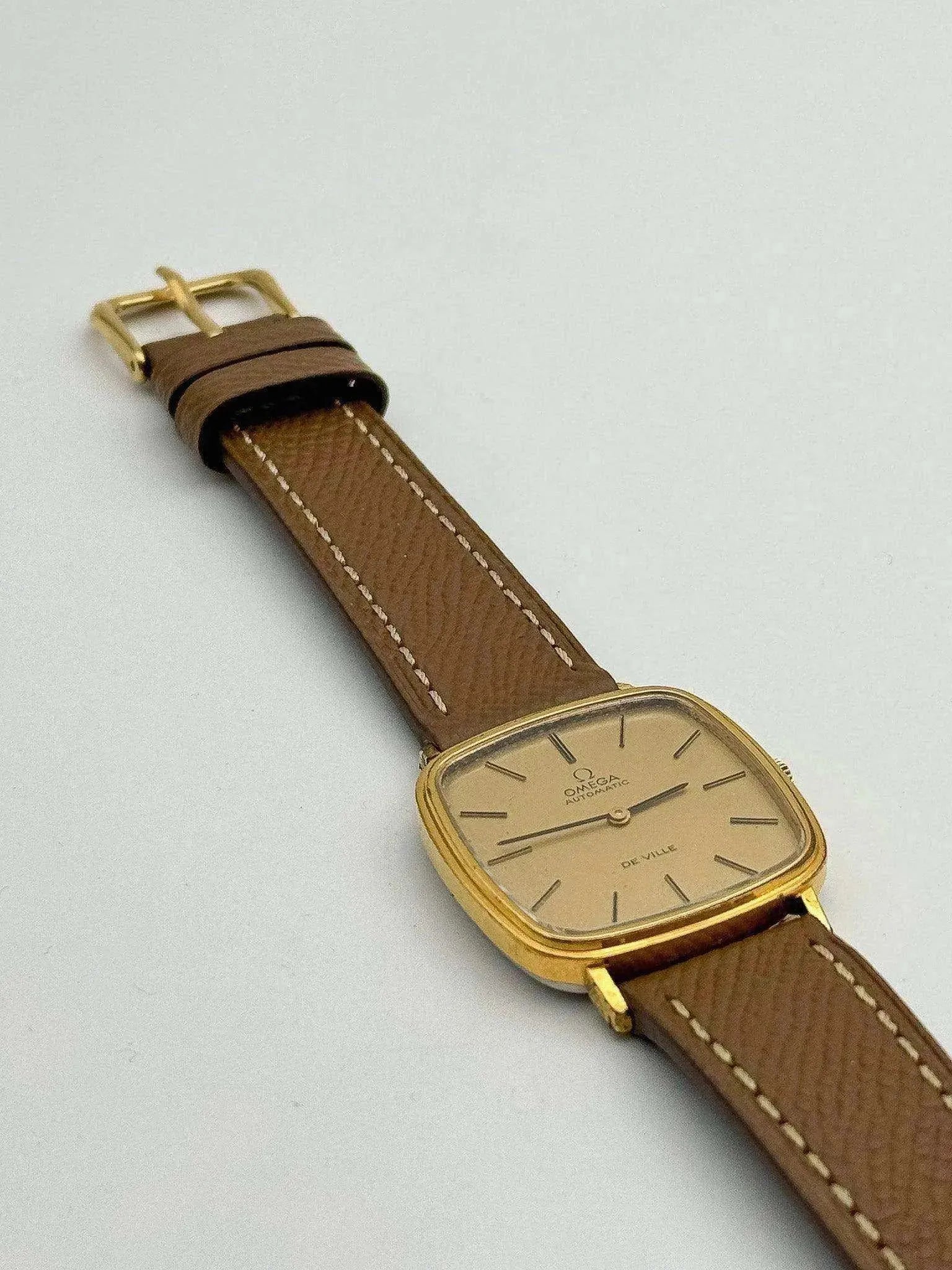 Omega - De Ville Gold Square - 1973 - Atelier Victor Paris - Vintage Watch Shop Dubai
