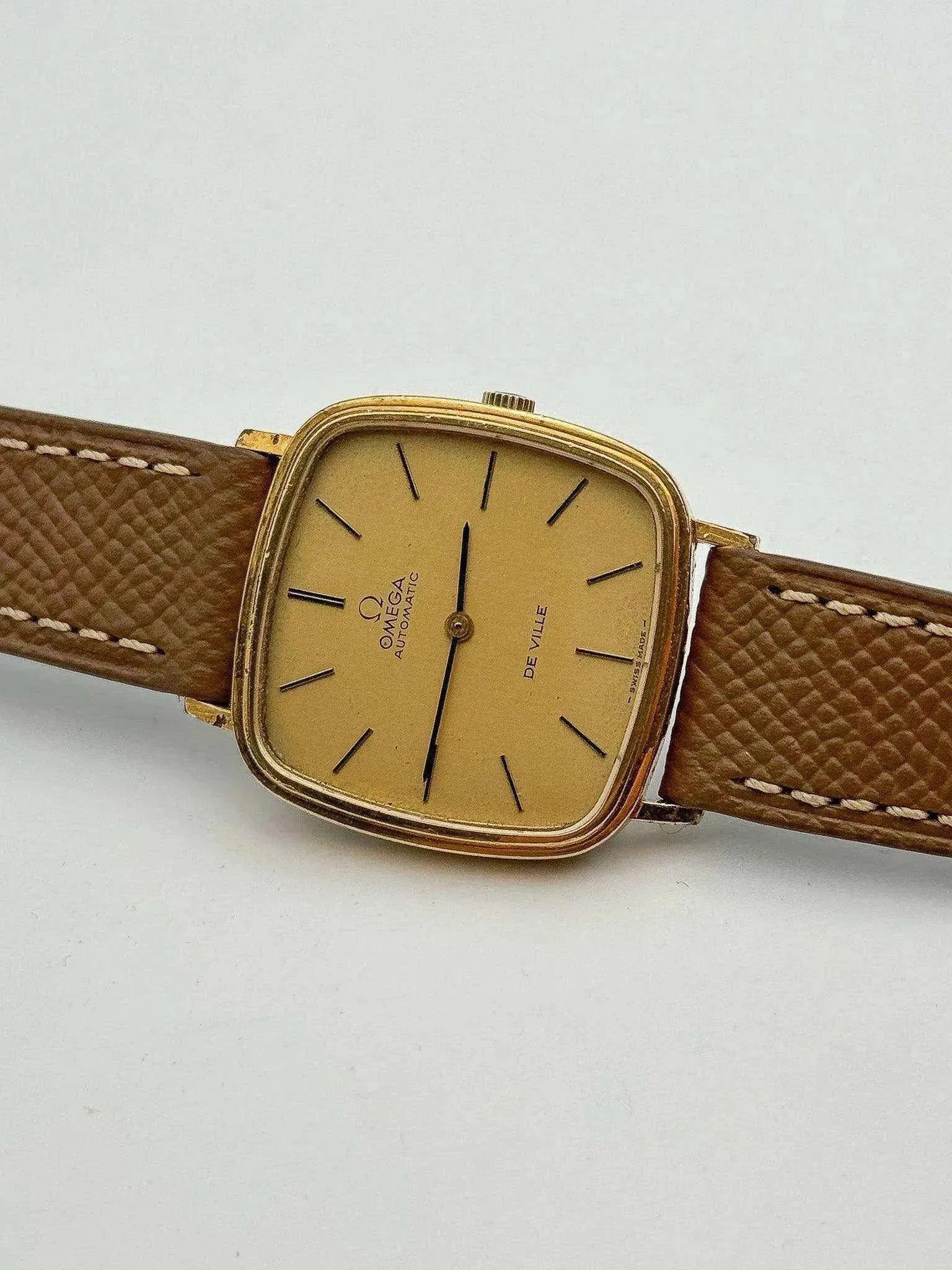 Omega - De Ville Gold Square - 1973 - Atelier Victor Paris - Vintage Watch Shop Dubai