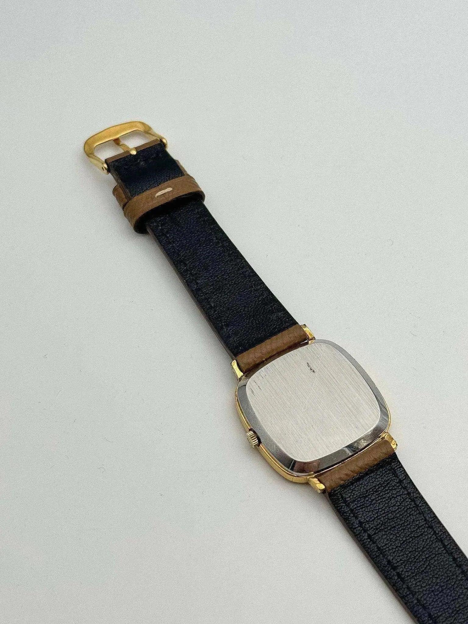 Omega - De Ville Gold Square - 1973 - Atelier Victor - Vintage Shop