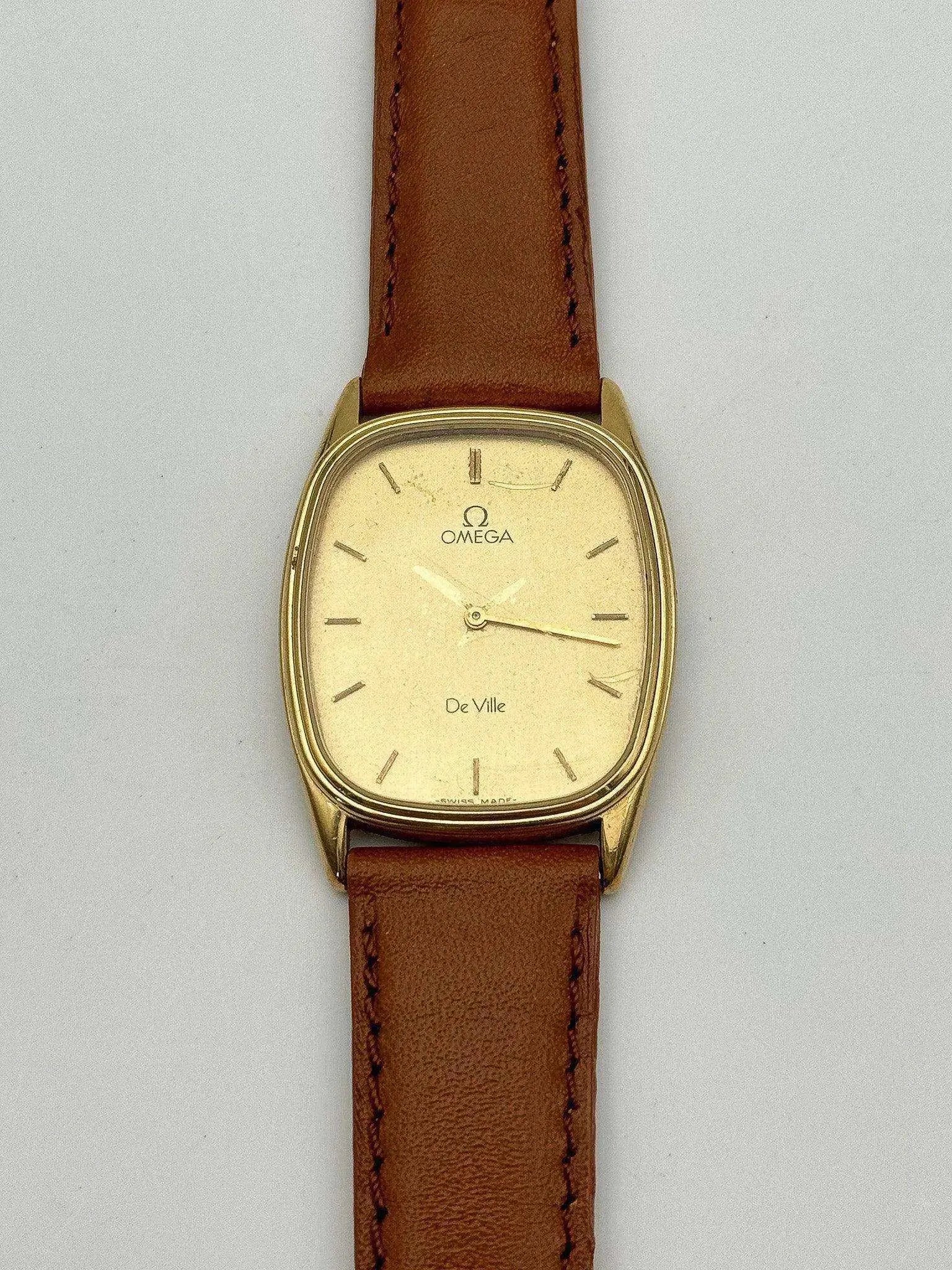 Omega - De Ville Gold Tonneau Bracelet Marron - 1979 - Atelier Victor Paris - Vintage Watch Shop Dubai