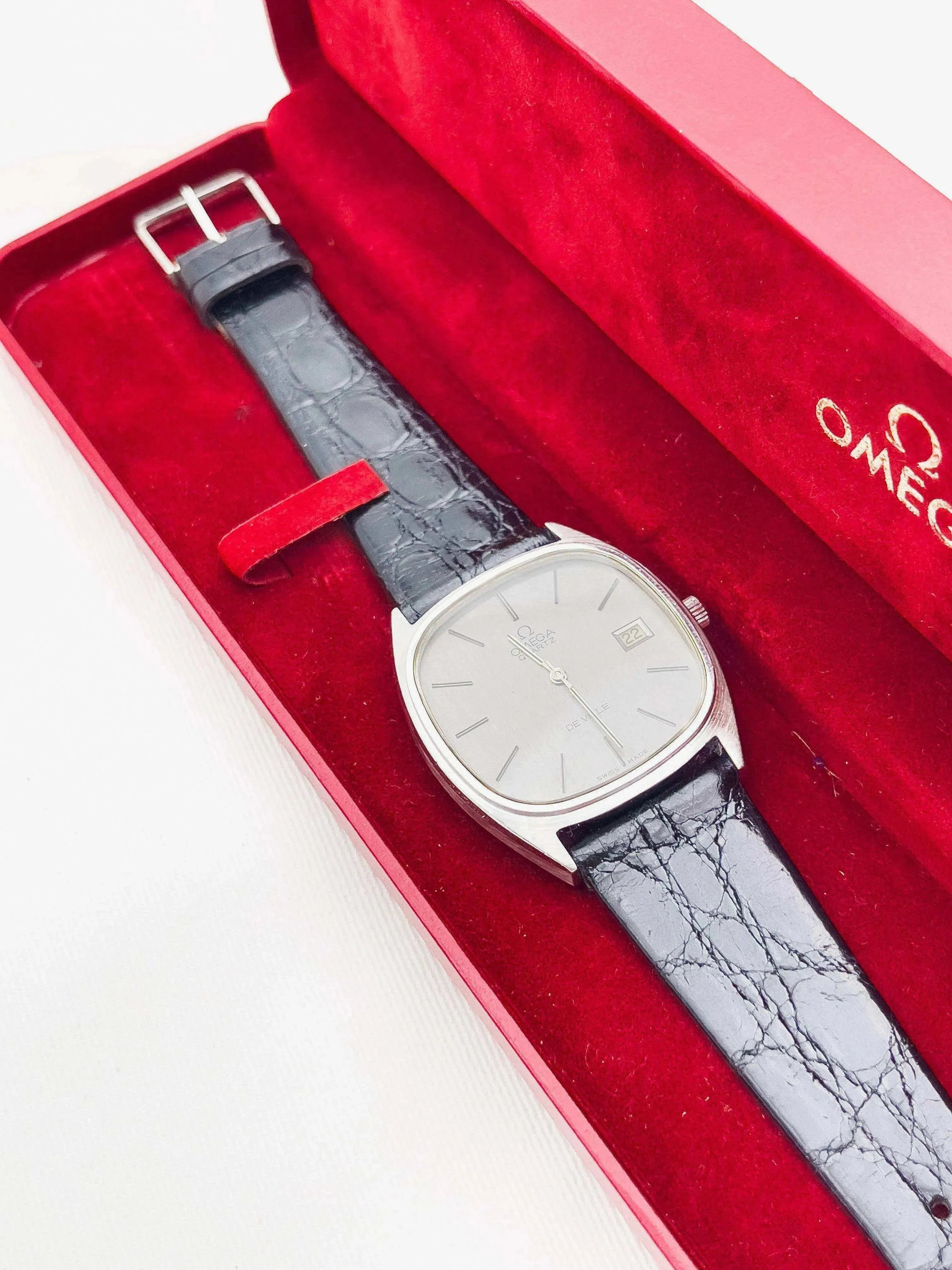 Omega - De Ville Grey Dial Oversized - boîte - 1973 - Atelier Victor Paris - Vintage Watch Shop Dubai