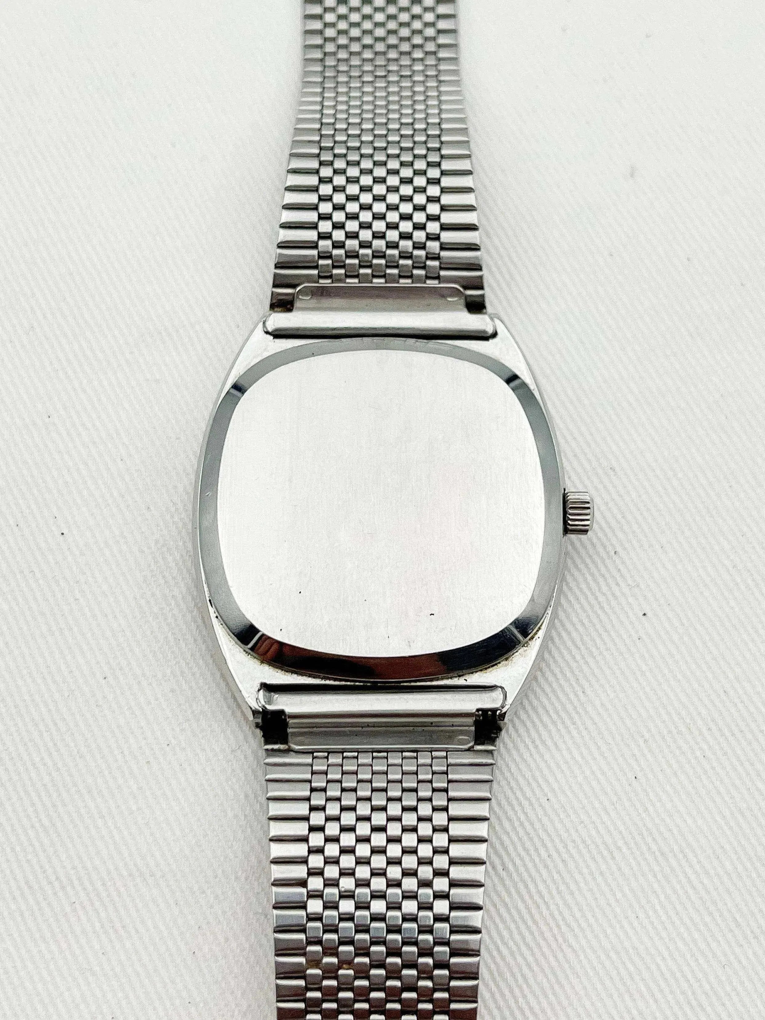 Omega - De Ville Maille Oversized - 1976 - Atelier Victor Paris - Vintage Watch Shop Dubai