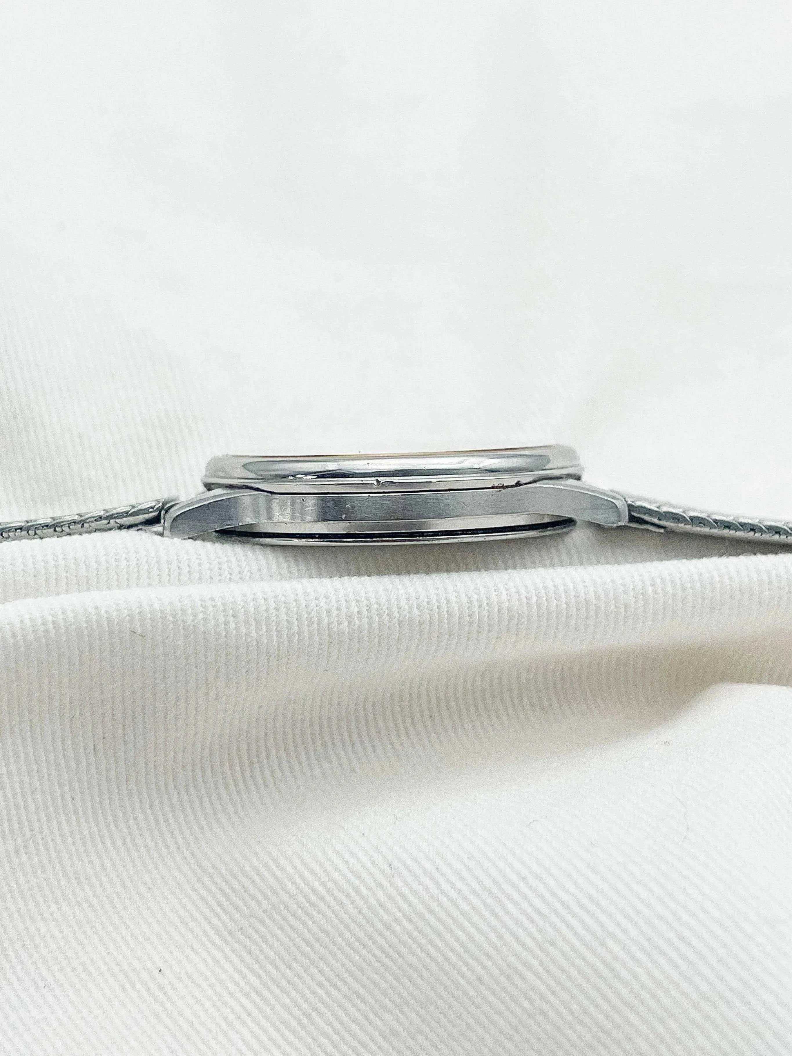 Omega - De Ville Milanaise Date - 1978 - Atelier Victor Paris - Vintage Watch Shop Dubai