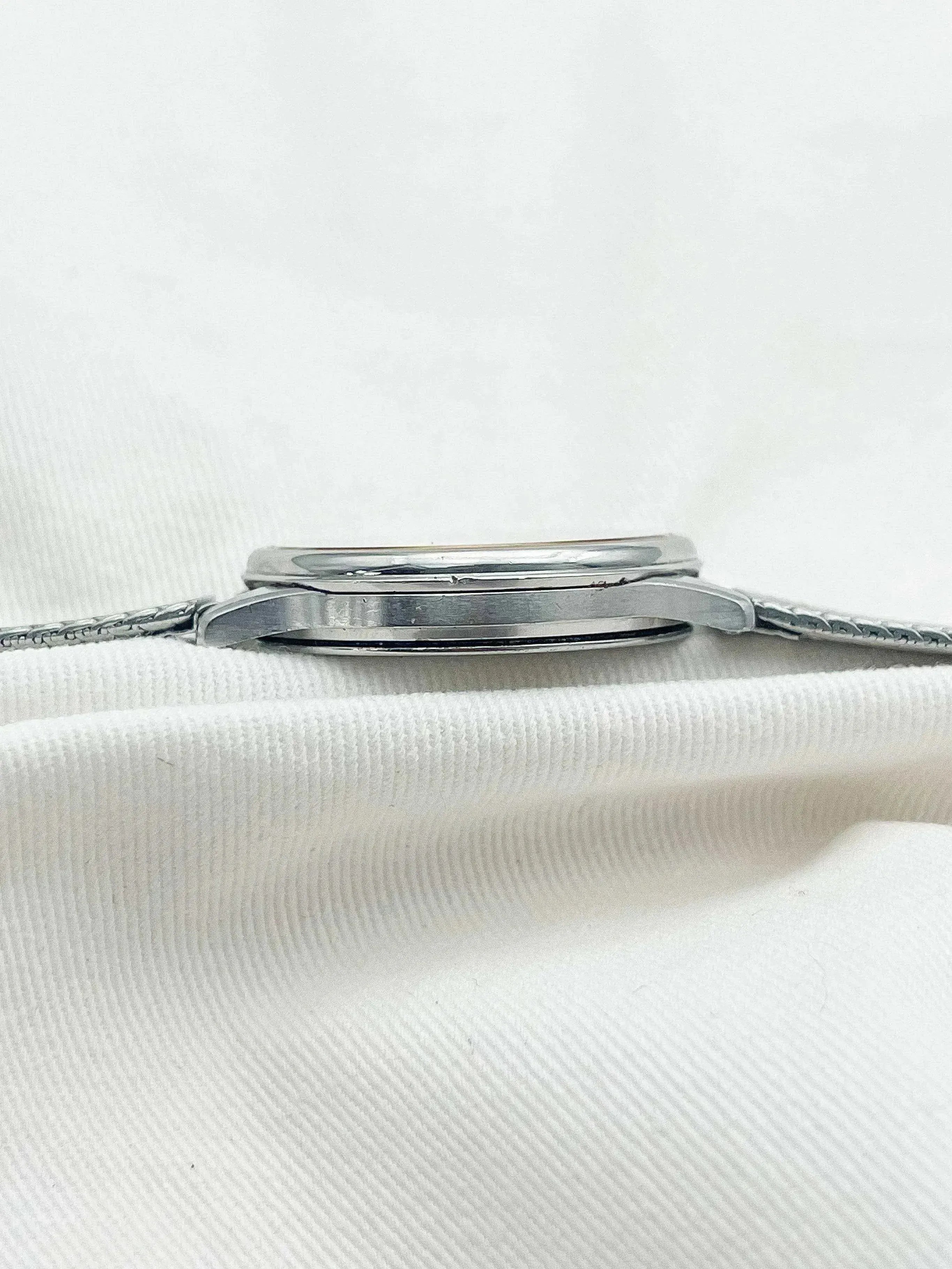 Omega - De Ville Milanaise Date - 1978 - Atelier Victor - Vintage Shop