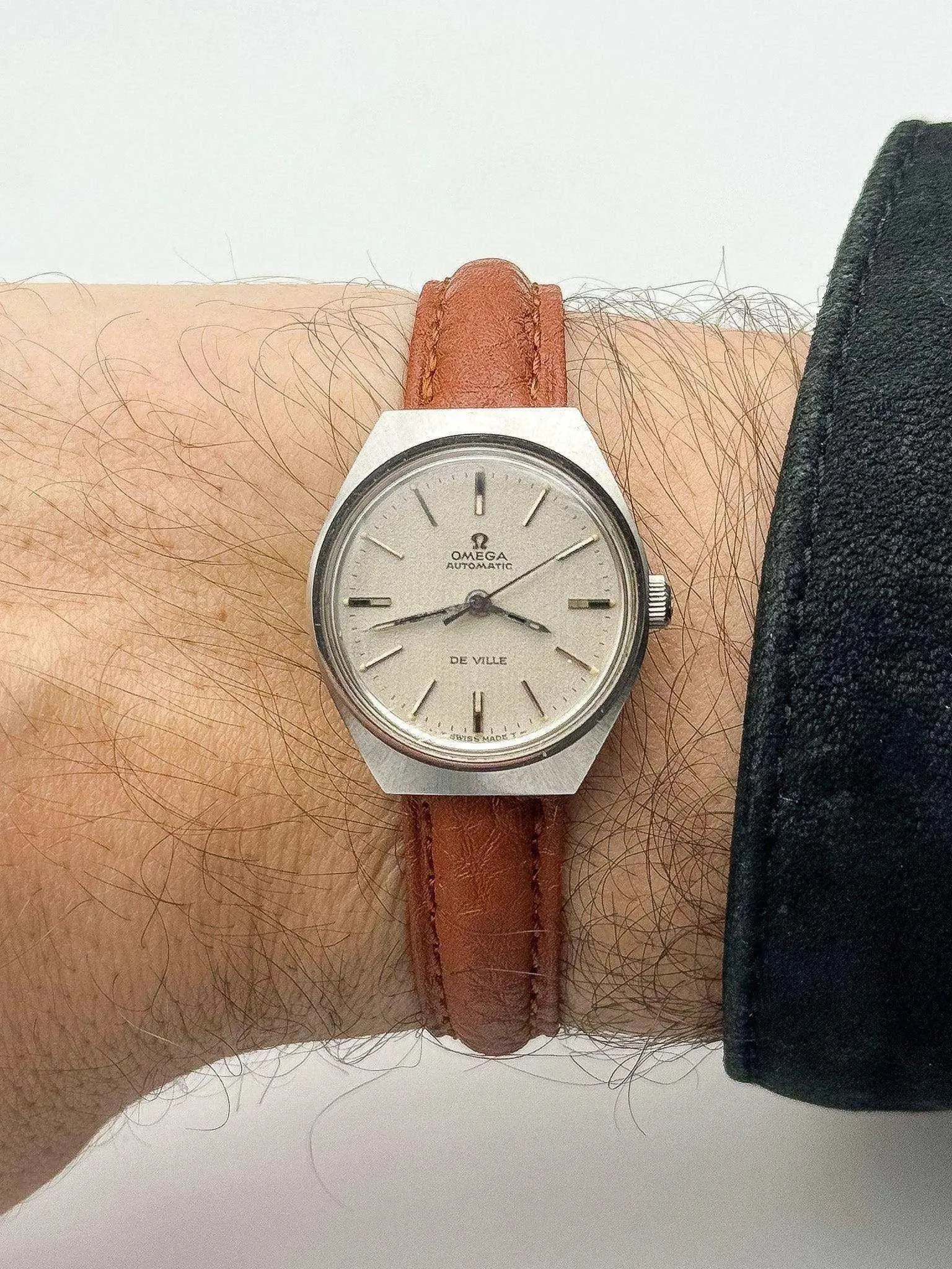 Omega - De Ville Monobloc Lady - BOX - 1970s - Atelier Victor Paris - Vintage Watch Shop Dubai