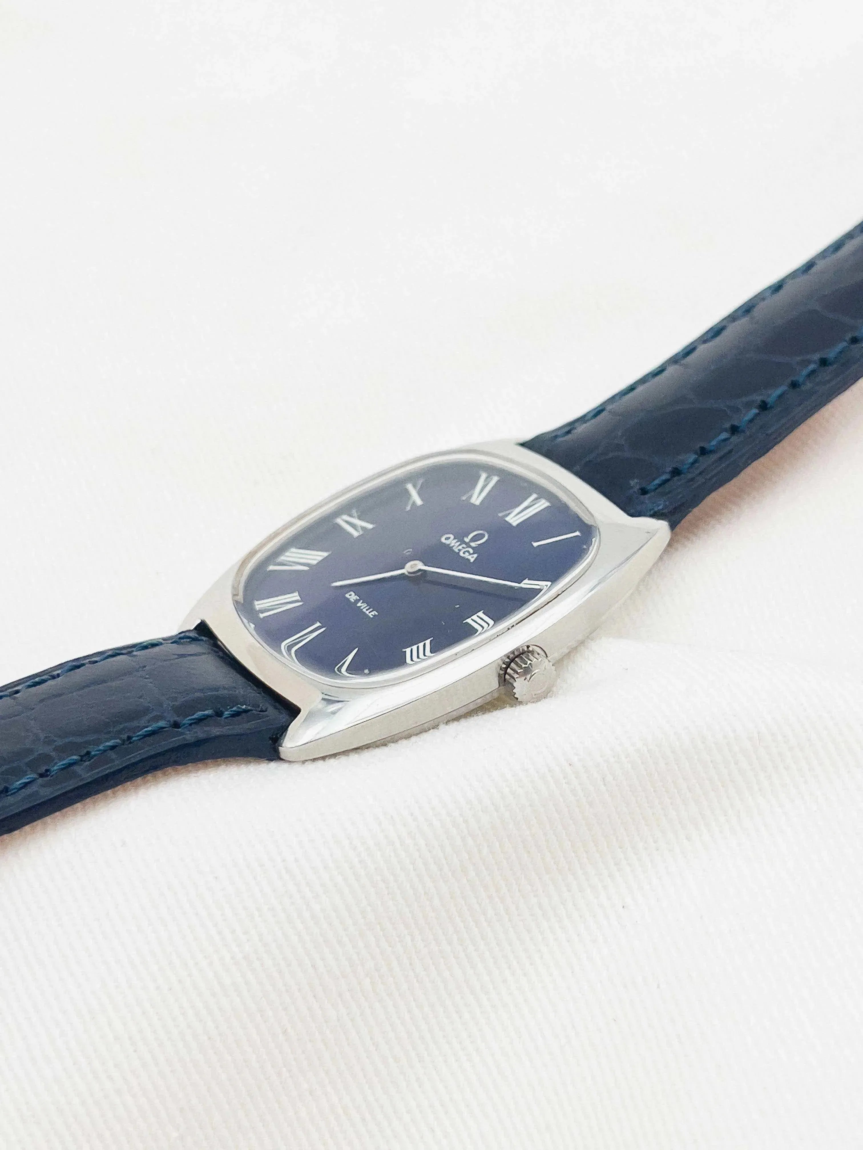 Omega - De Ville Night Blue - 1976 - Atelier Victor Paris - Vintage Watch Shop Dubai