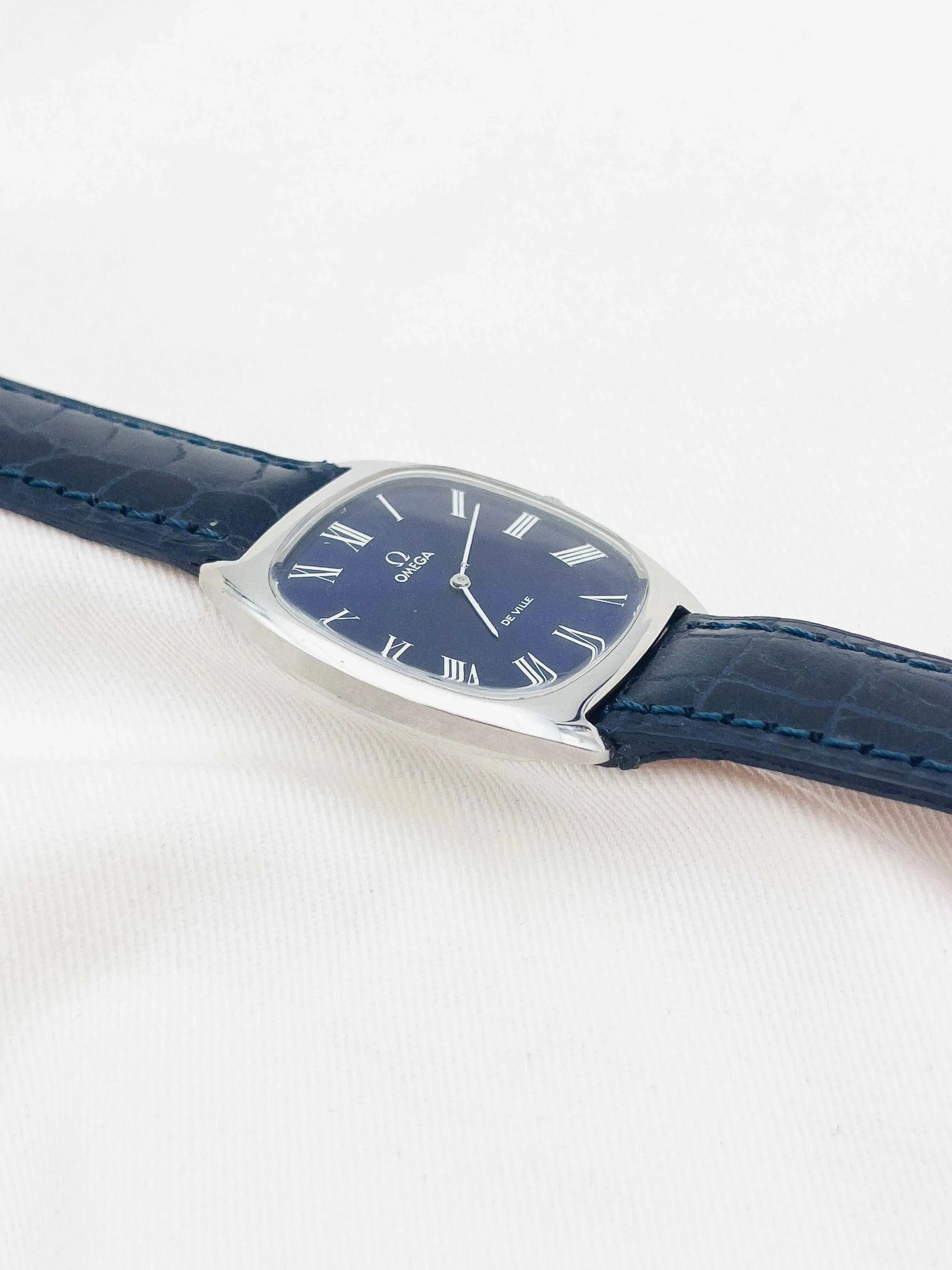 Omega - De Ville Night Blue - 1976 - Atelier Victor Paris - Vintage Watch Shop Dubai