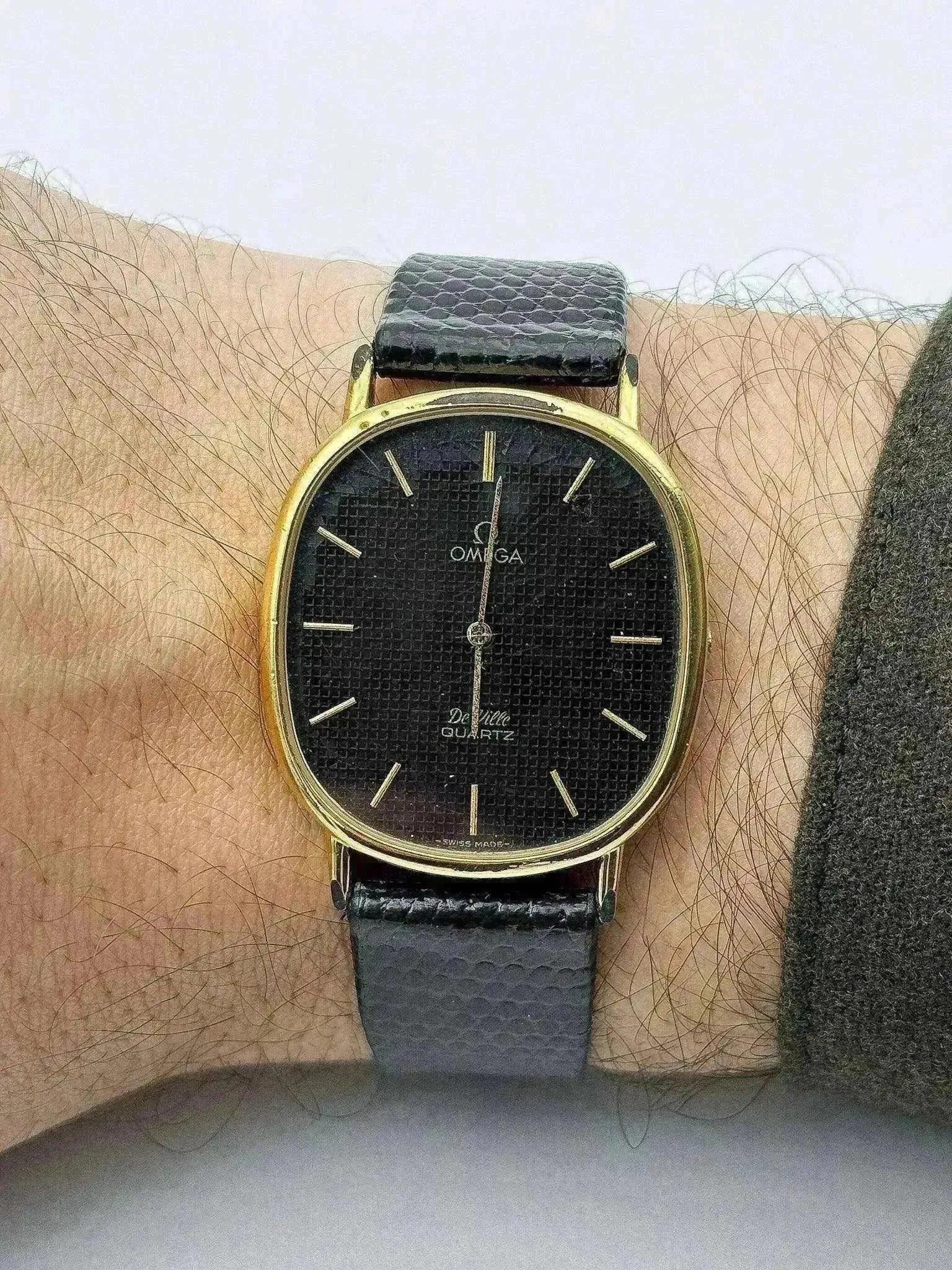 Omega - De Ville Noir Tapissée Spider - 1979 - Atelier Victor