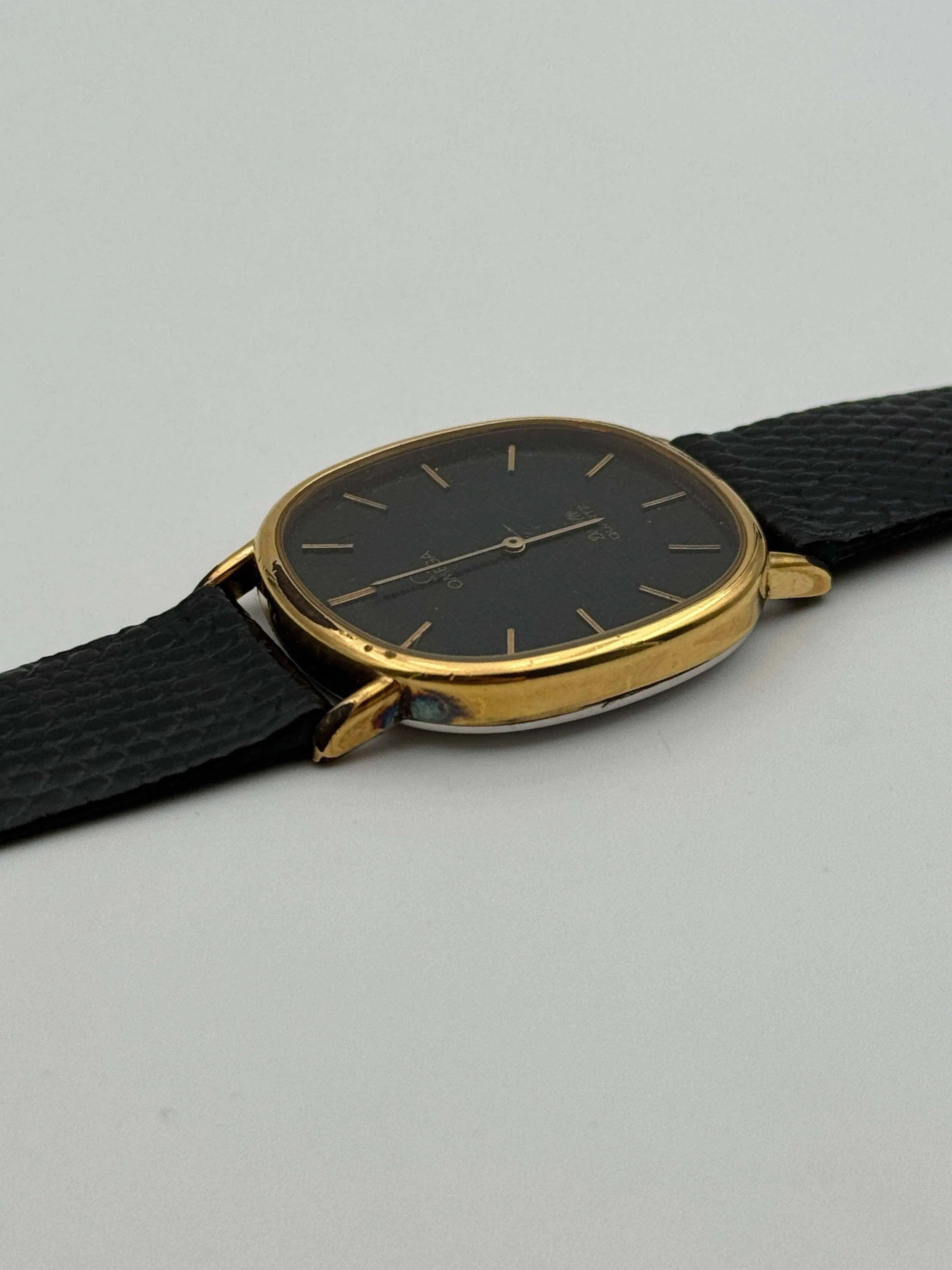 Omega - De Ville Noir Tapissée Spider - 1979 - Atelier Victor Paris - Vintage Watch Shop Dubai