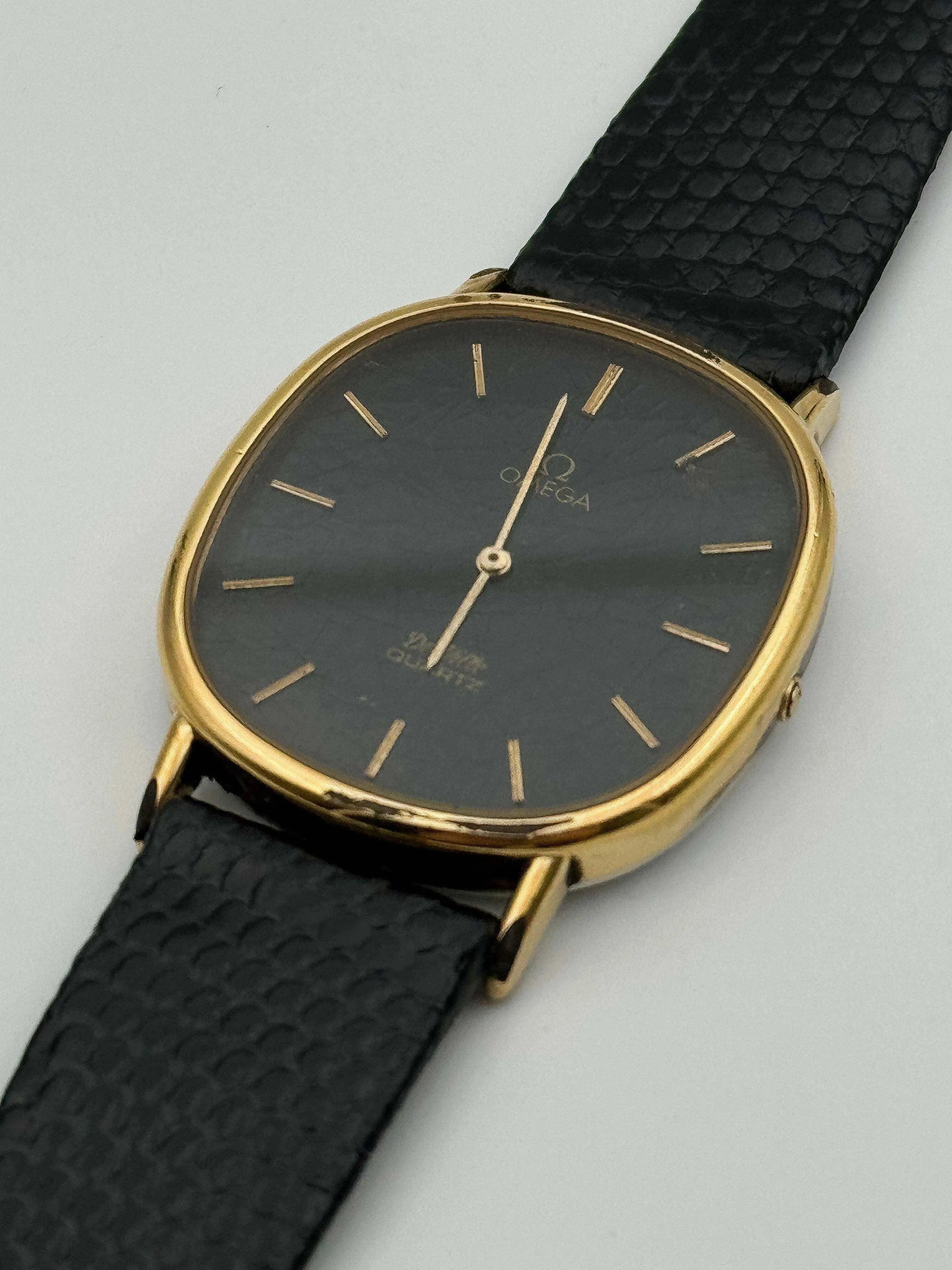 Omega - De Ville Noir Tapissée Spider - 1979 - Atelier Victor Paris - Vintage Watch Shop Dubai