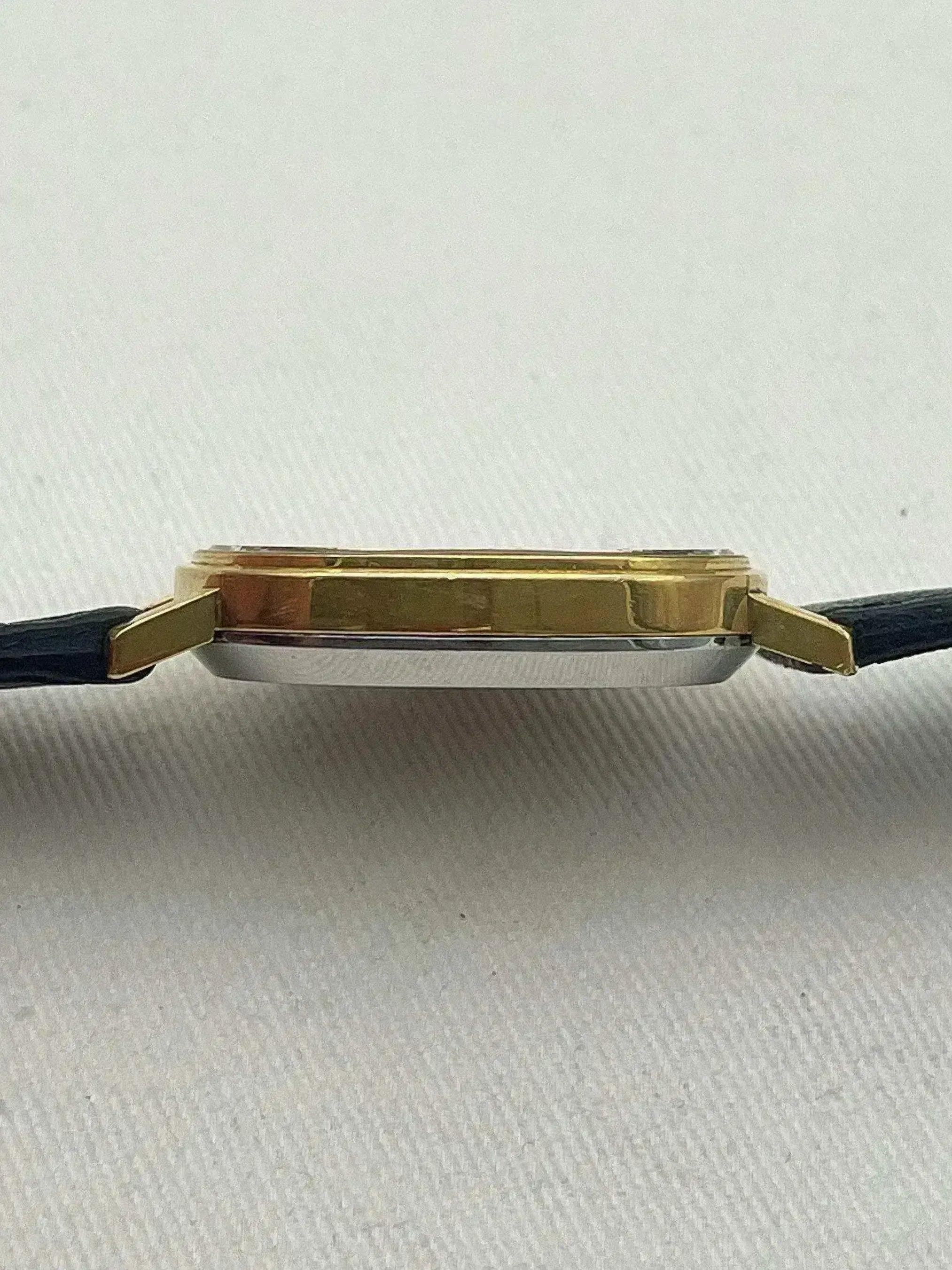 Omega - De Ville Oval Gold Quartz - 1977 - Atelier Victor