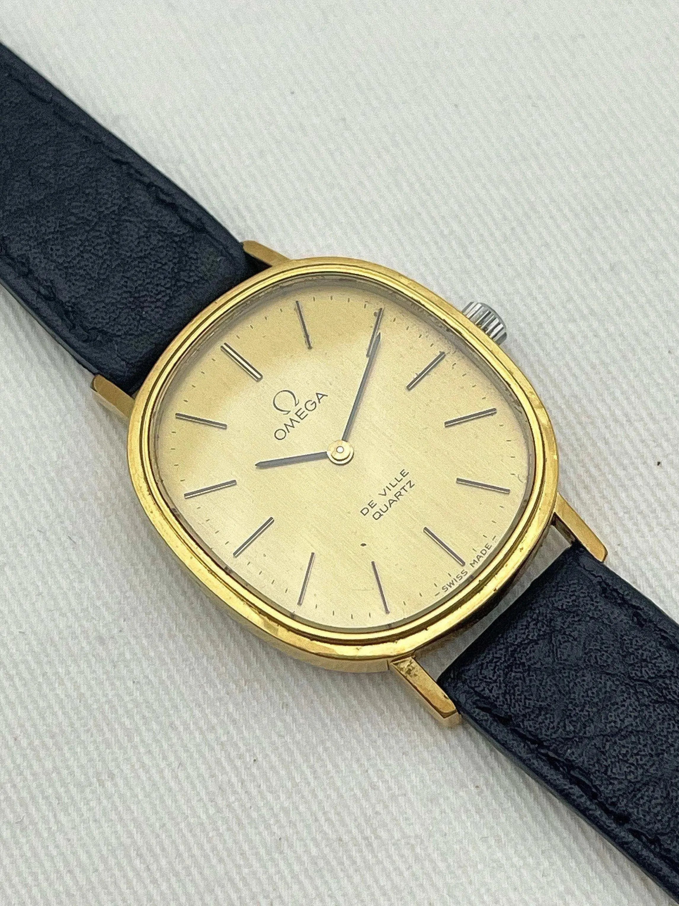 Omega - De Ville Oval Gold Quartz - 1977 - Atelier Victor Paris - Vintage Watch Shop Dubai