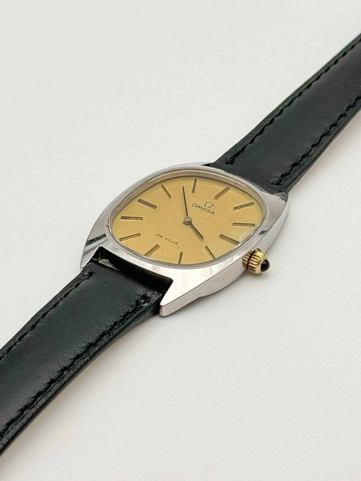 Omega - De Ville Oval Yellow Meca - 1977 - Atelier Victor Paris - Vintage Watch Shop Dubai