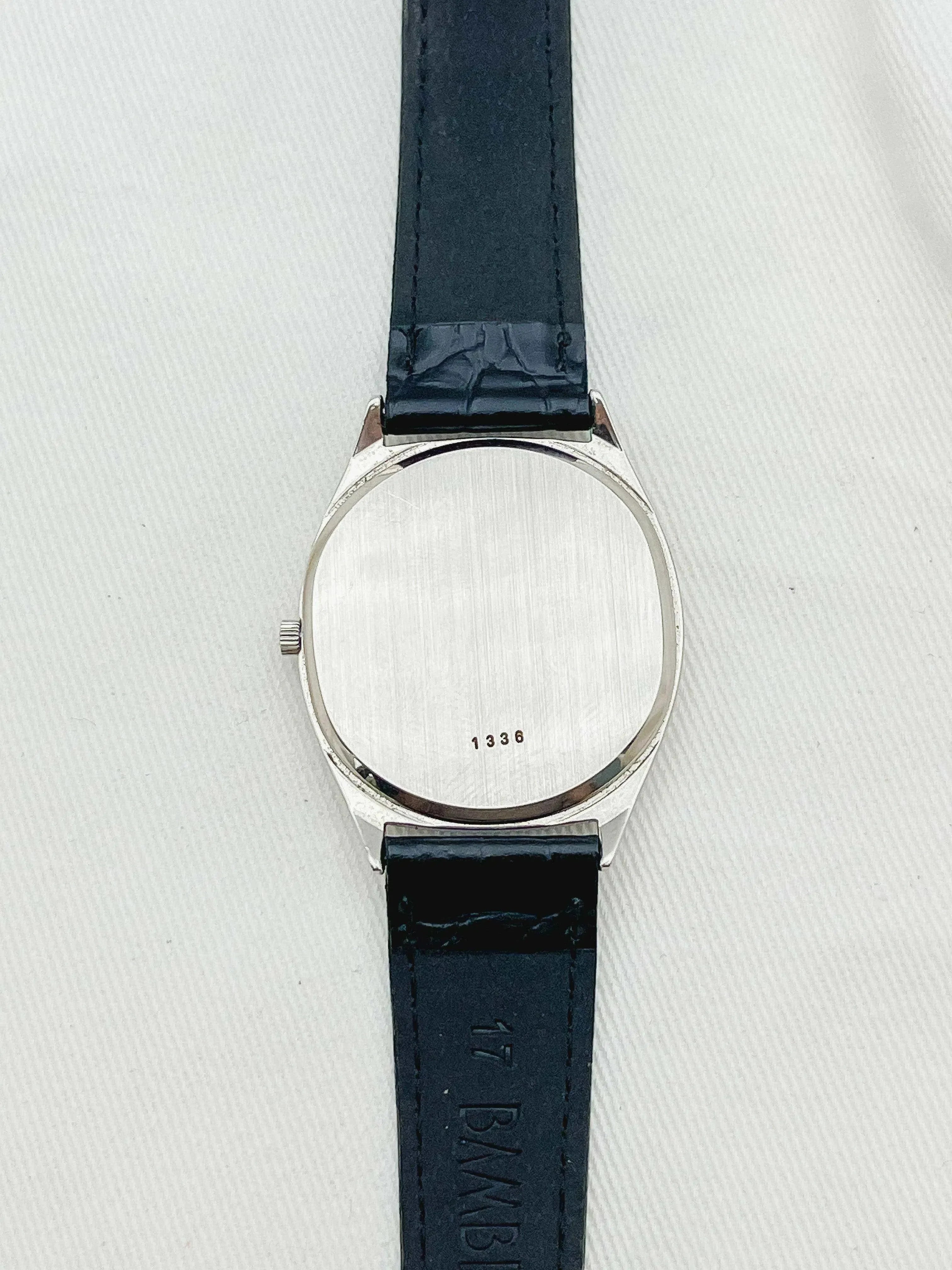 Omega - De Ville Ovale Patine Champagne - 1980 - Atelier Victor - Vintage Shop