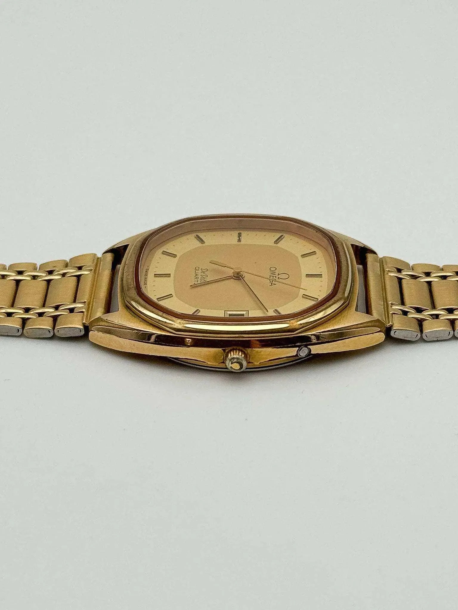 Omega - De Ville Oversized Tonneau Gold - 1978 - Atelier Victor Paris - Vintage Watch Shop Dubai