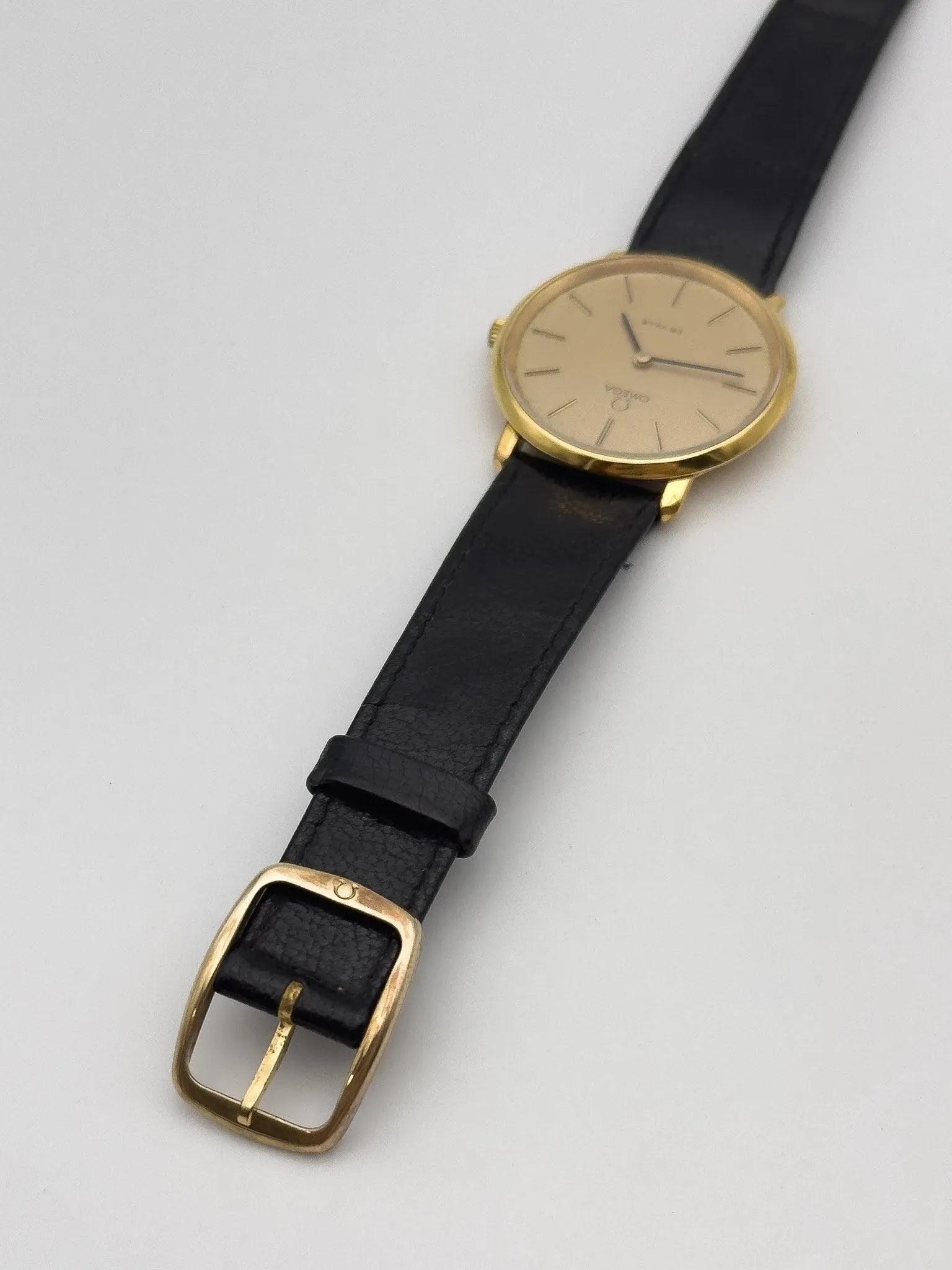 Omega - De Ville Plaqué or circle - 1973 - Atelier Victor Paris - Vintage Watch Shop Dubai