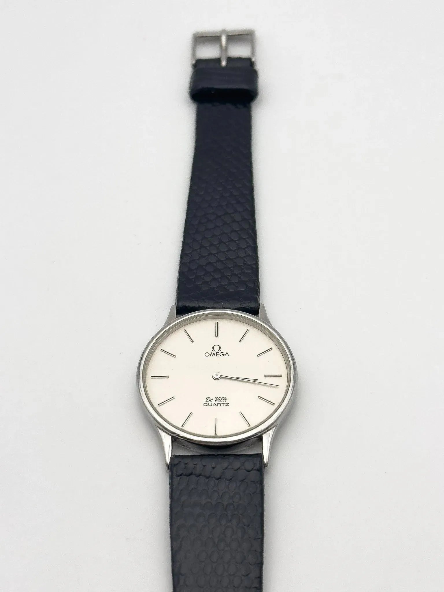 Omega - De Ville Poussoir Ronde Cadran Blanc - 1978 - Atelier Victor Paris - Vintage Watch Shop Dubai
